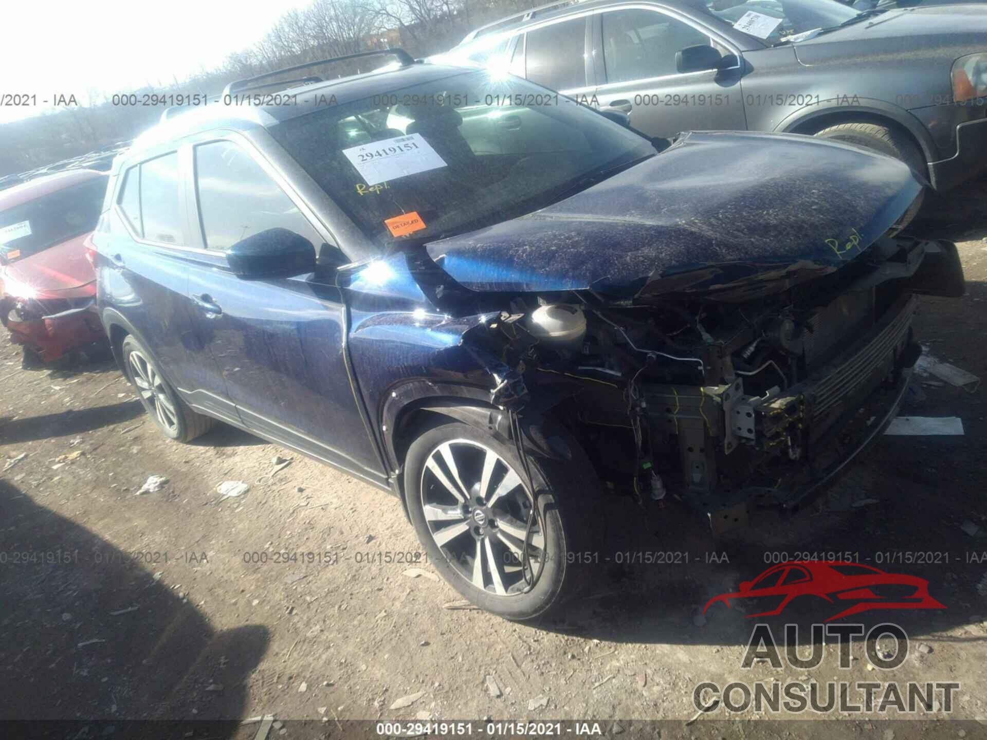 NISSAN KICKS 2018 - 3N1CP5CUXJL524025