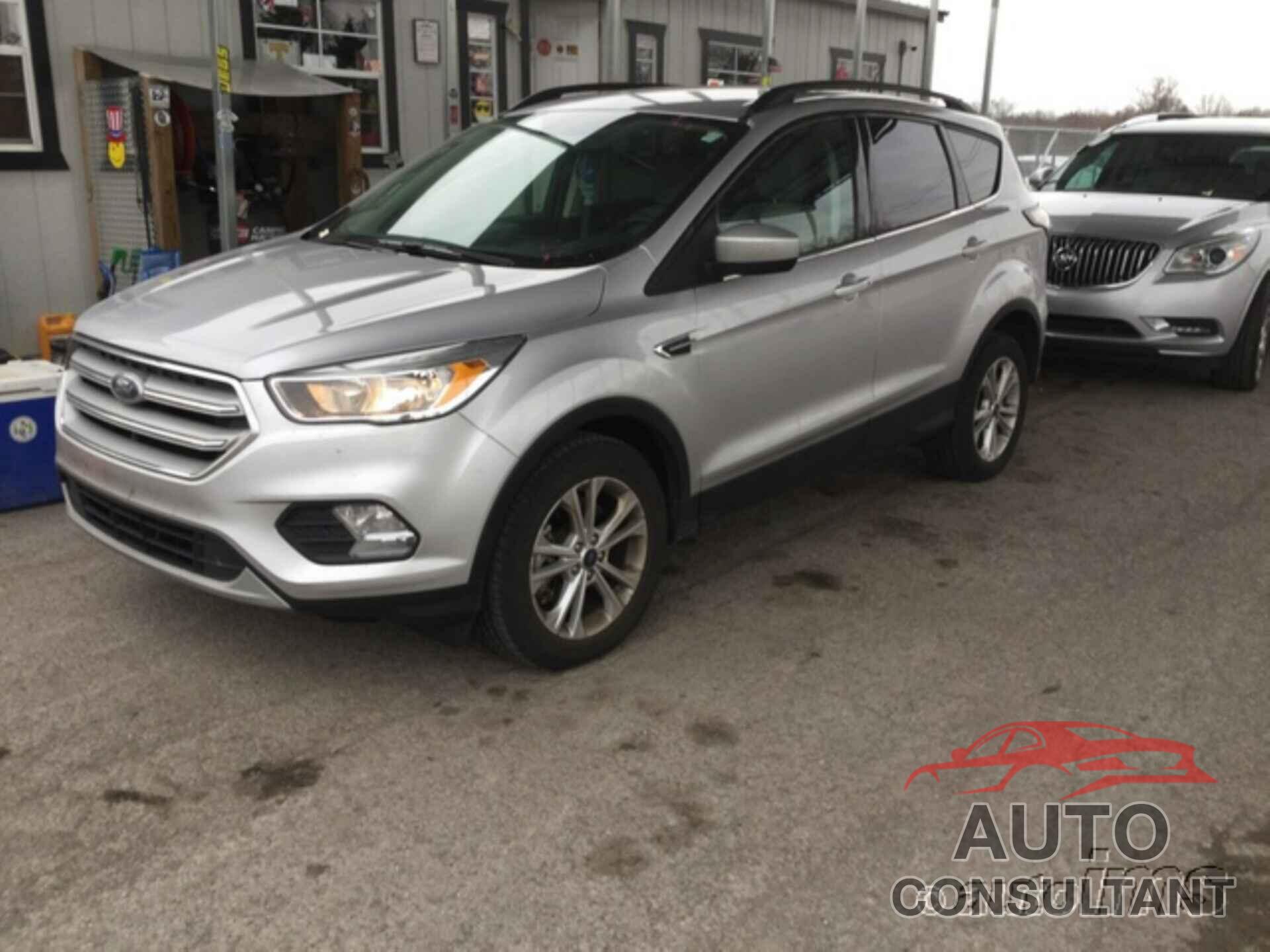 FORD ESCAPE 2018 - 1FMCU9GD6JUC13183