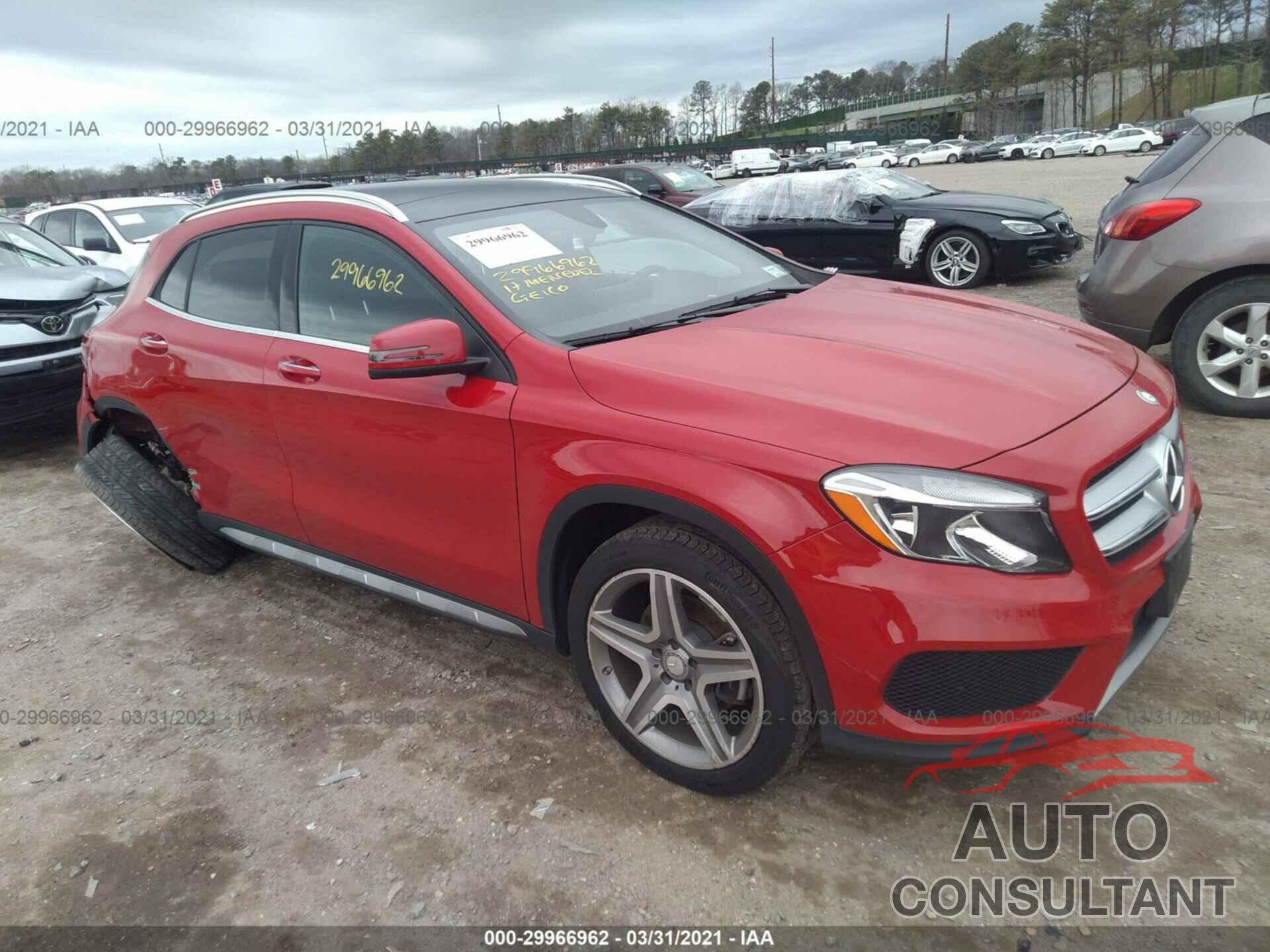 MERCEDES-BENZ GLA 2017 - WDCTG4GB6HJ356797