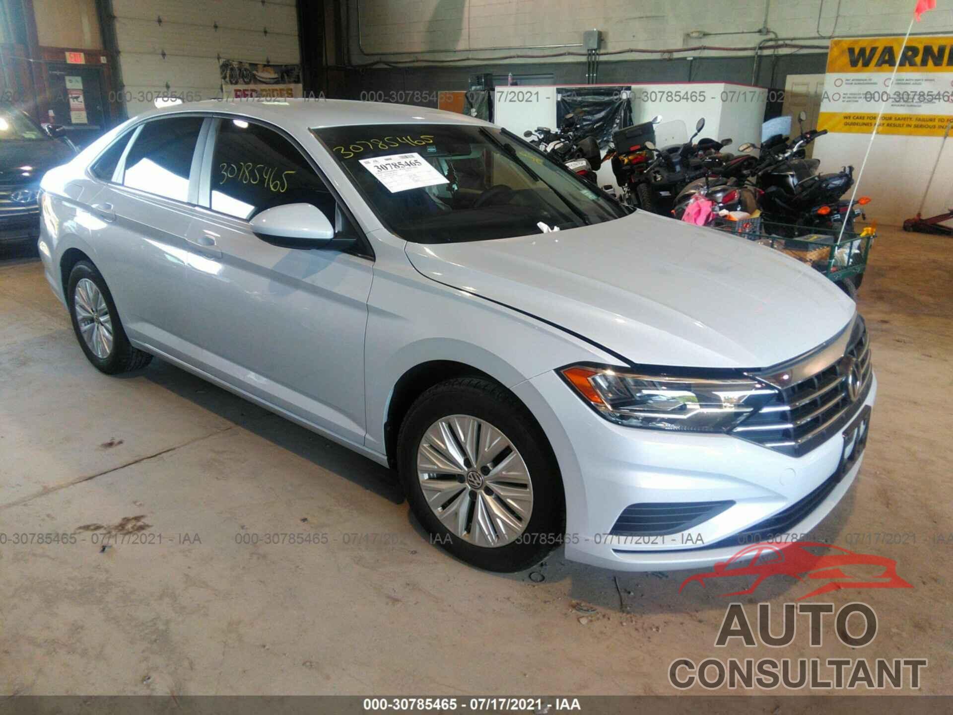VOLKSWAGEN JETTA 2019 - 3VWC57BU7KM071264