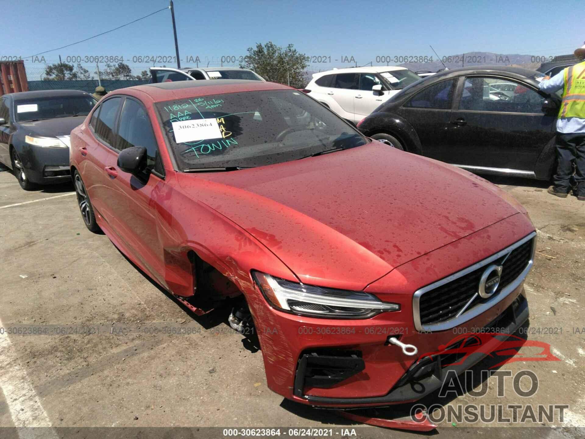 VOLVO S60 2019 - 7JRA22TM2KG000618