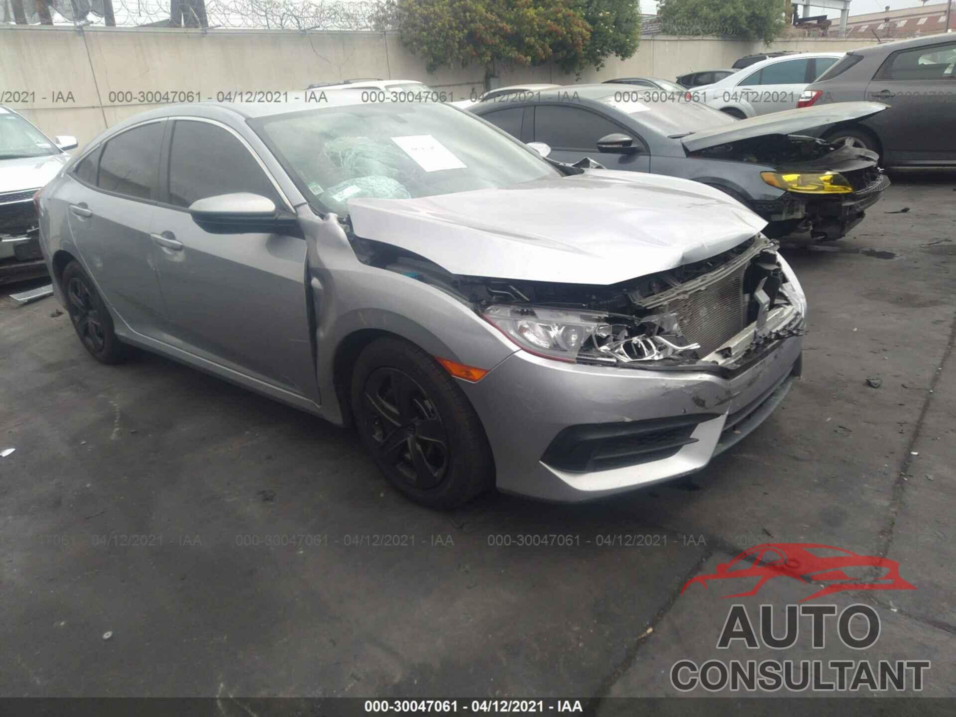 HONDA CIVIC SEDAN 2018 - 2HGFC2F50JH506958