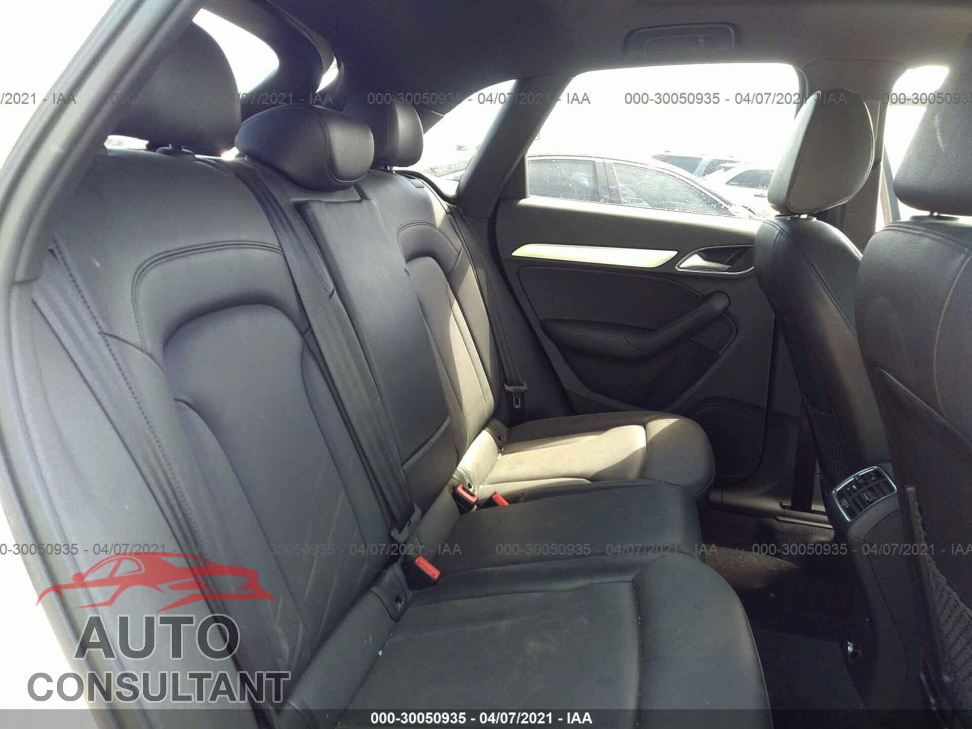 AUDI Q3 2018 - WA1BCCFS1JR009677
