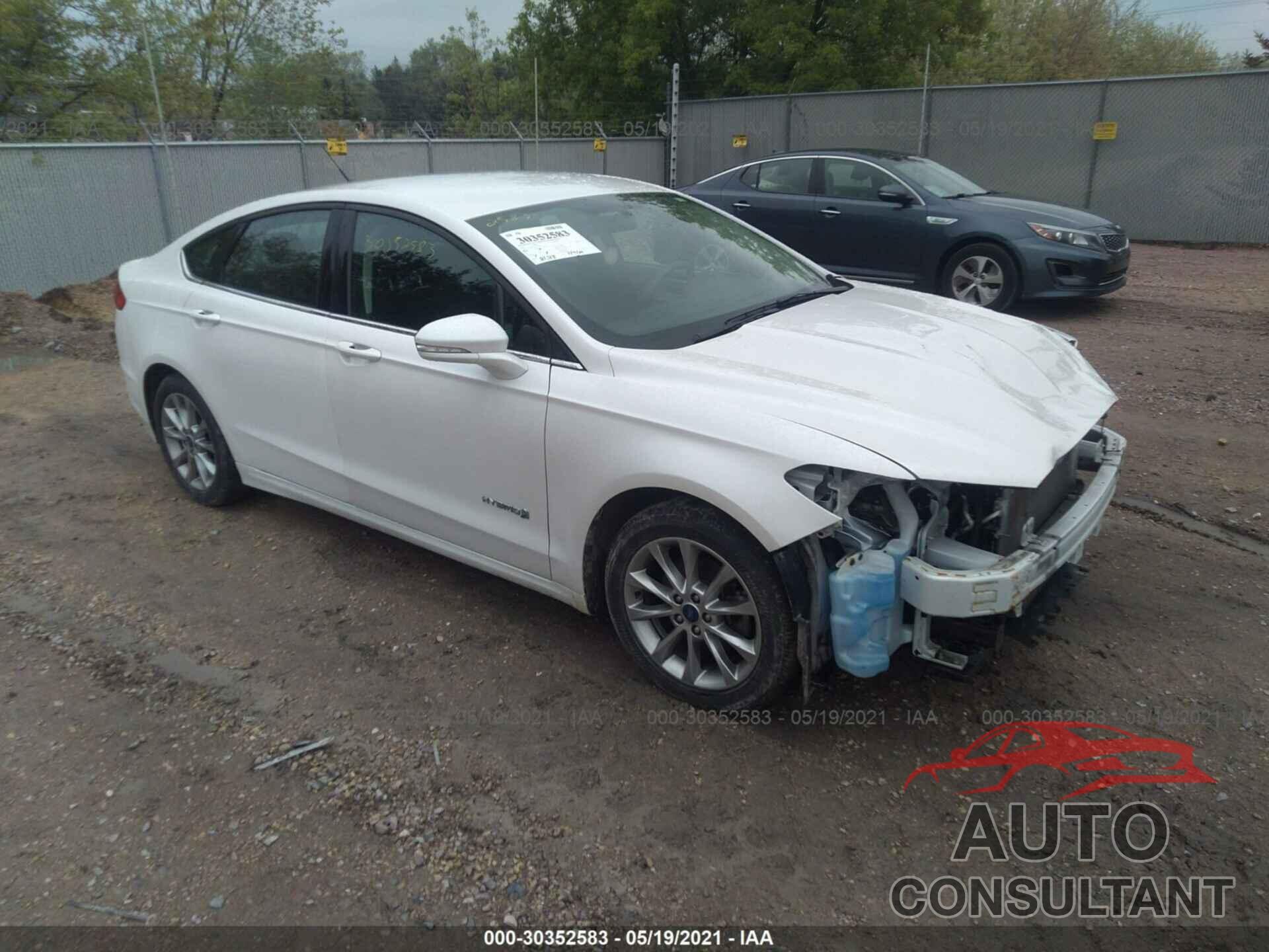 FORD FUSION 2017 - 3FA6P0LU0HR304631