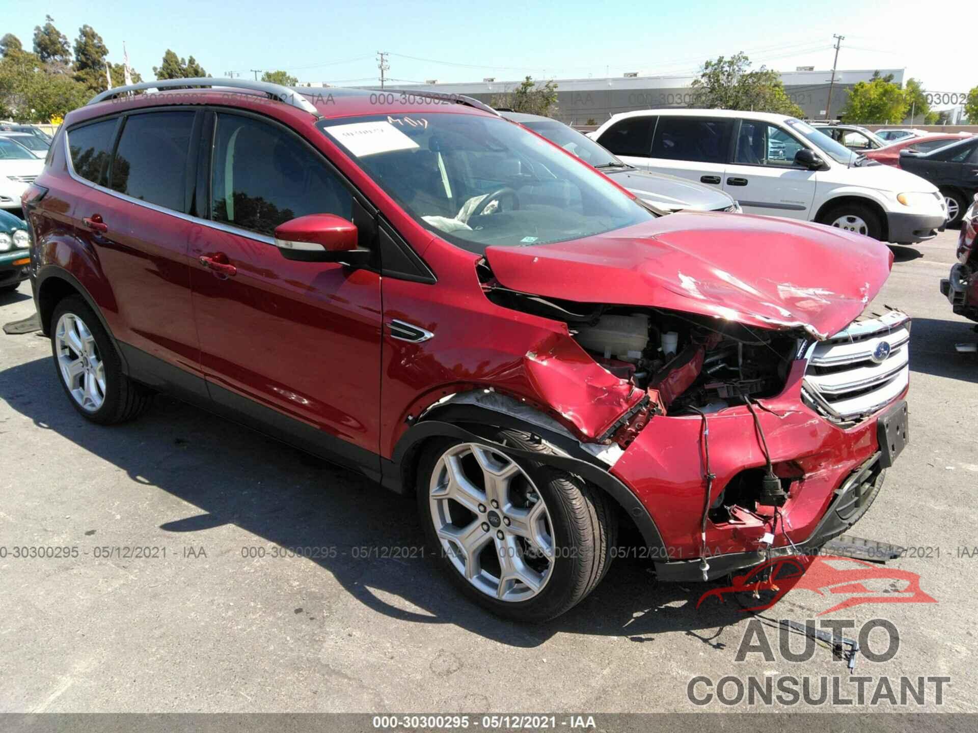 FORD ESCAPE 2019 - 1FMCU0J99KUA81571