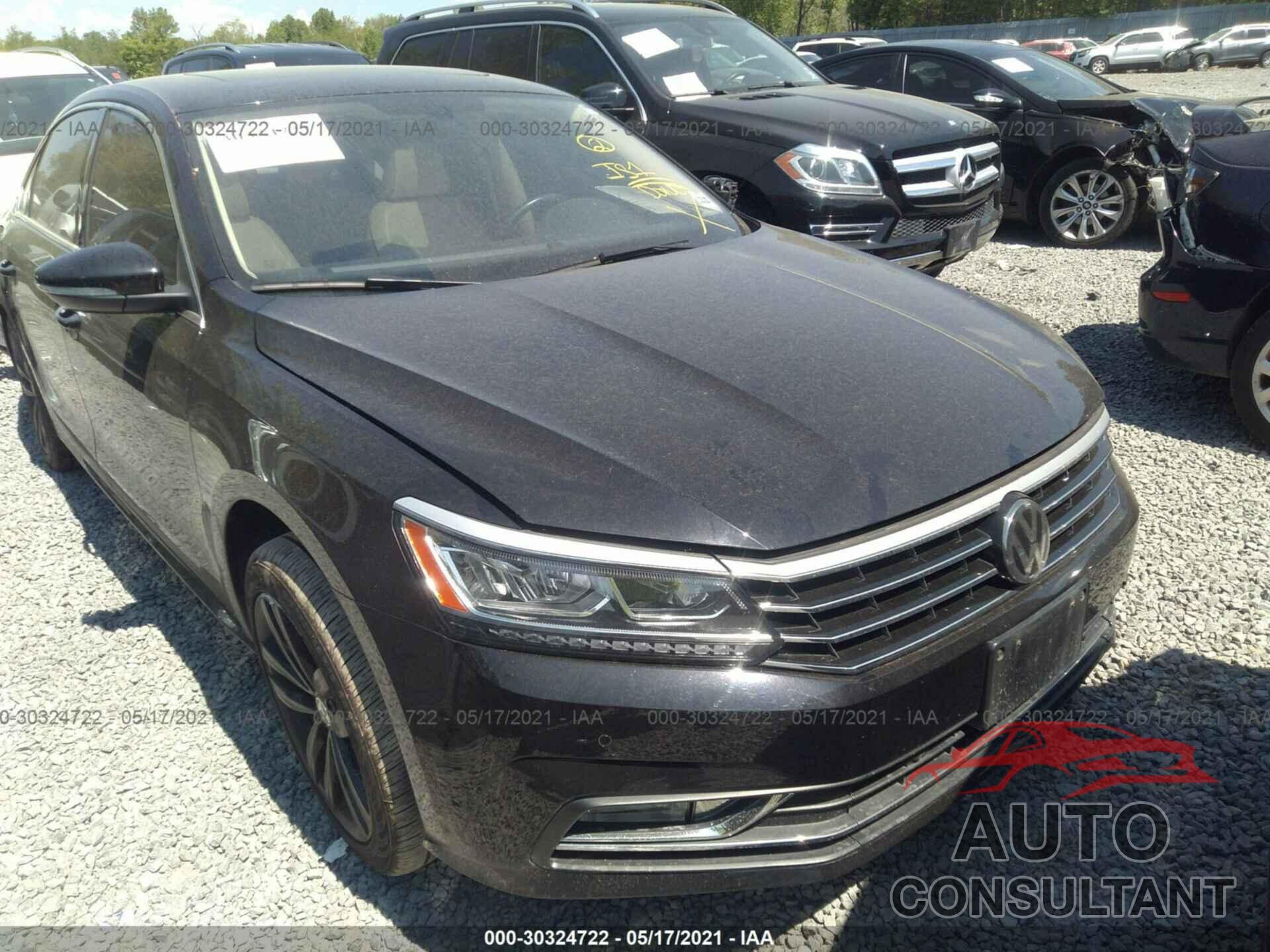 VOLKSWAGEN PASSAT 2018 - 1VWBA7A36JC026977
