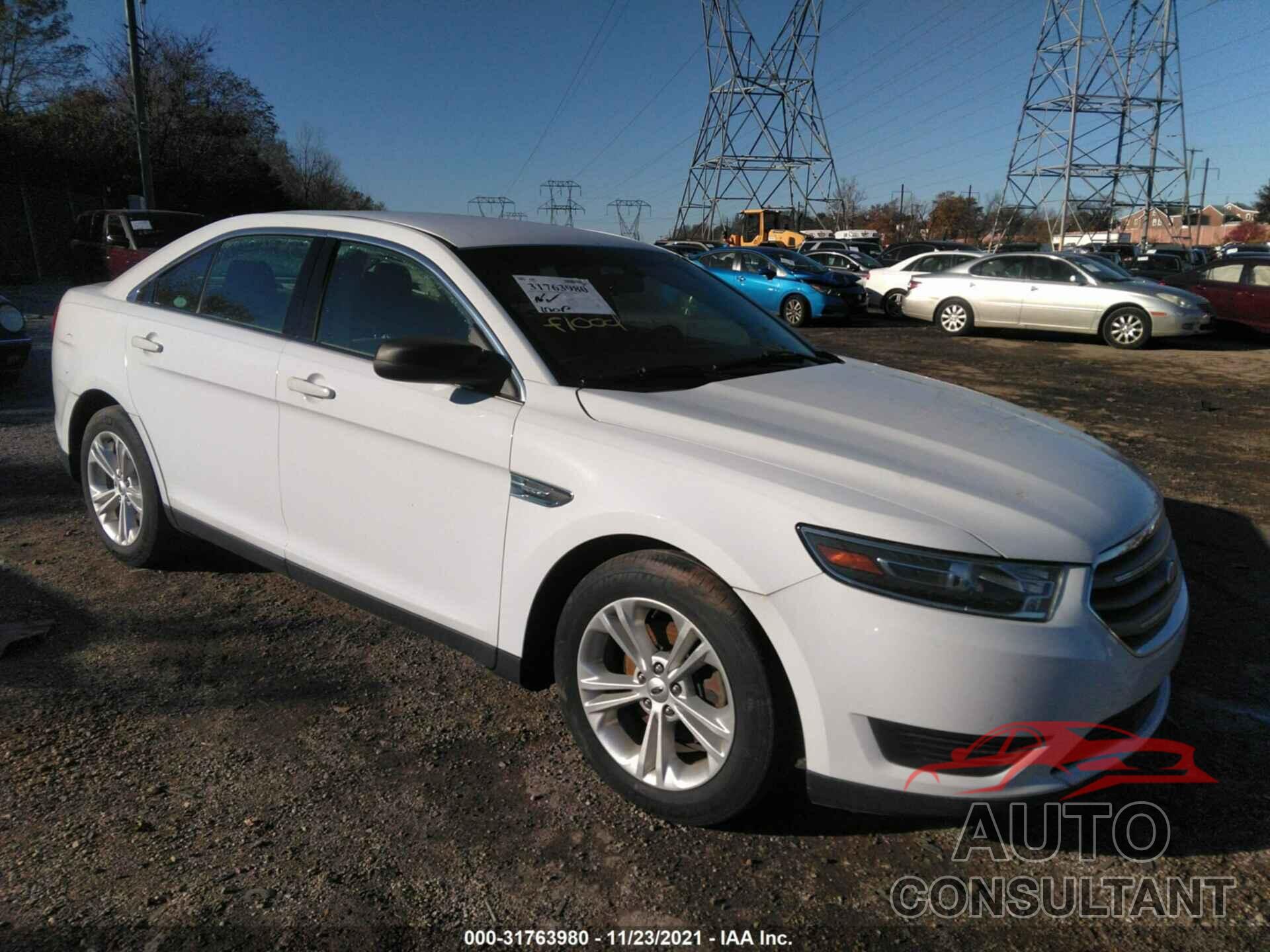 FORD TAURUS 2018 - 1FAHP2D80JG132877