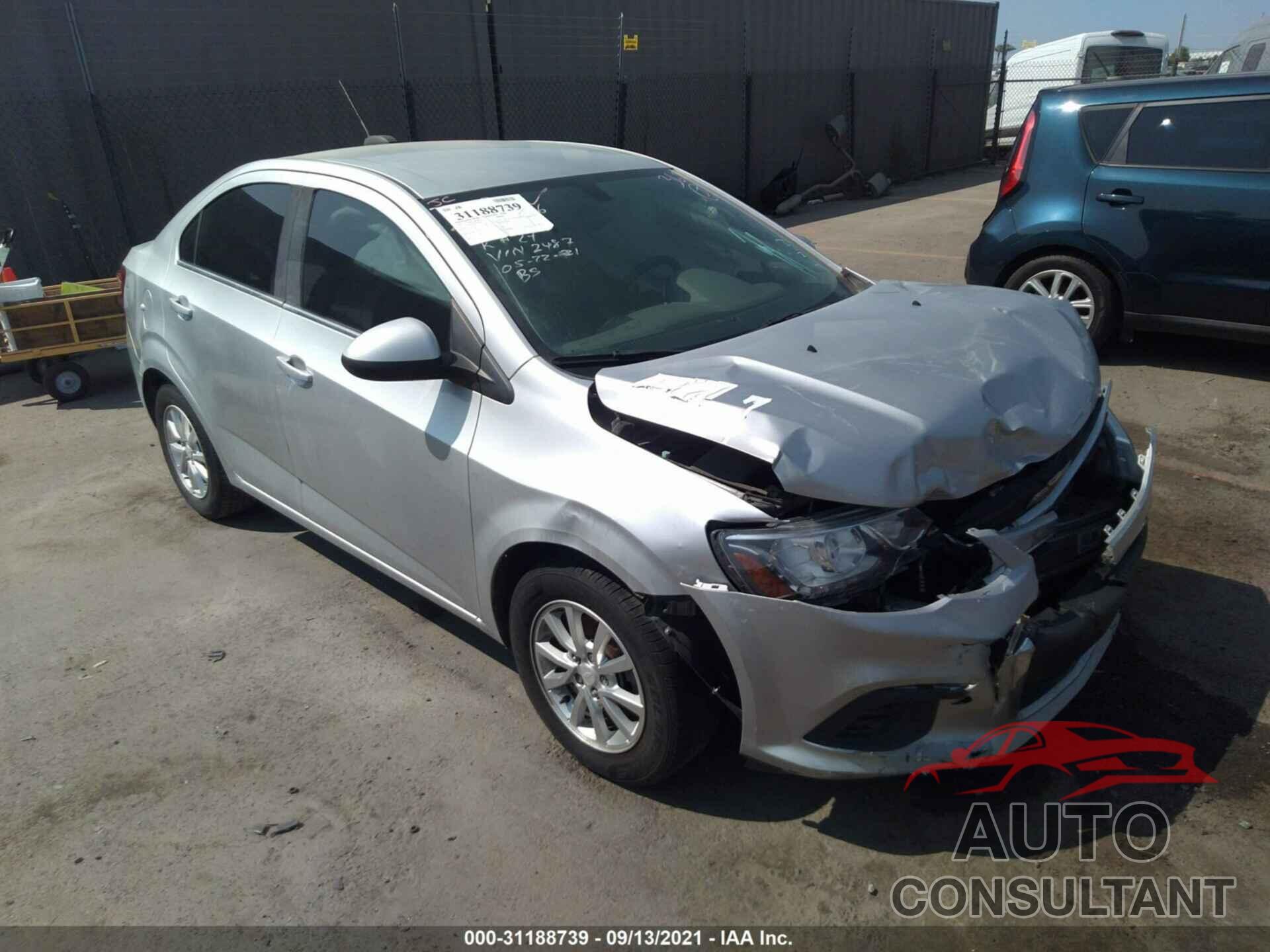 CHEVROLET SONIC 2017 - 1G1JD5SG7H4102487