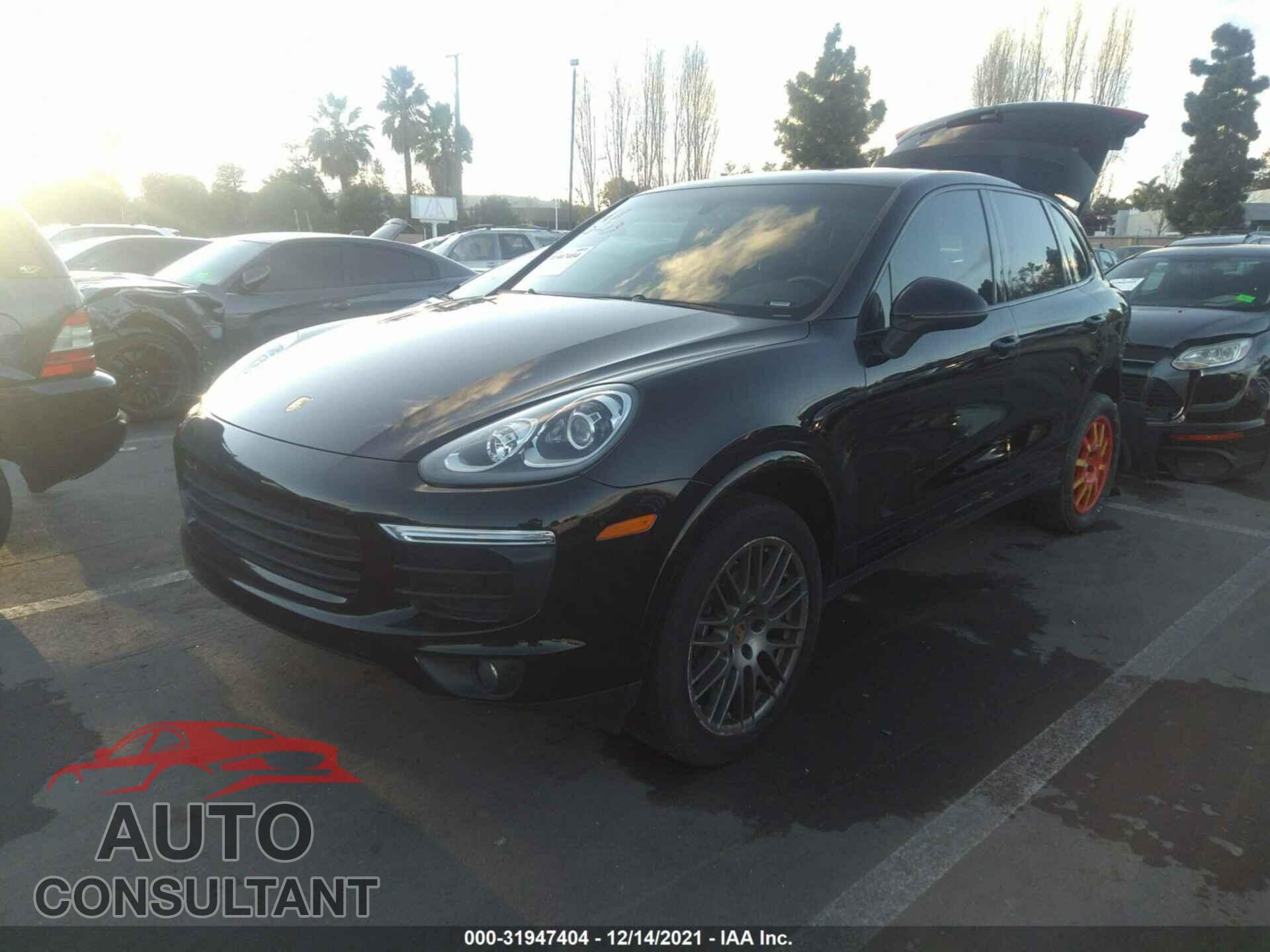 PORSCHE CAYENNE 2018 - WP1AA2A29JKA06428