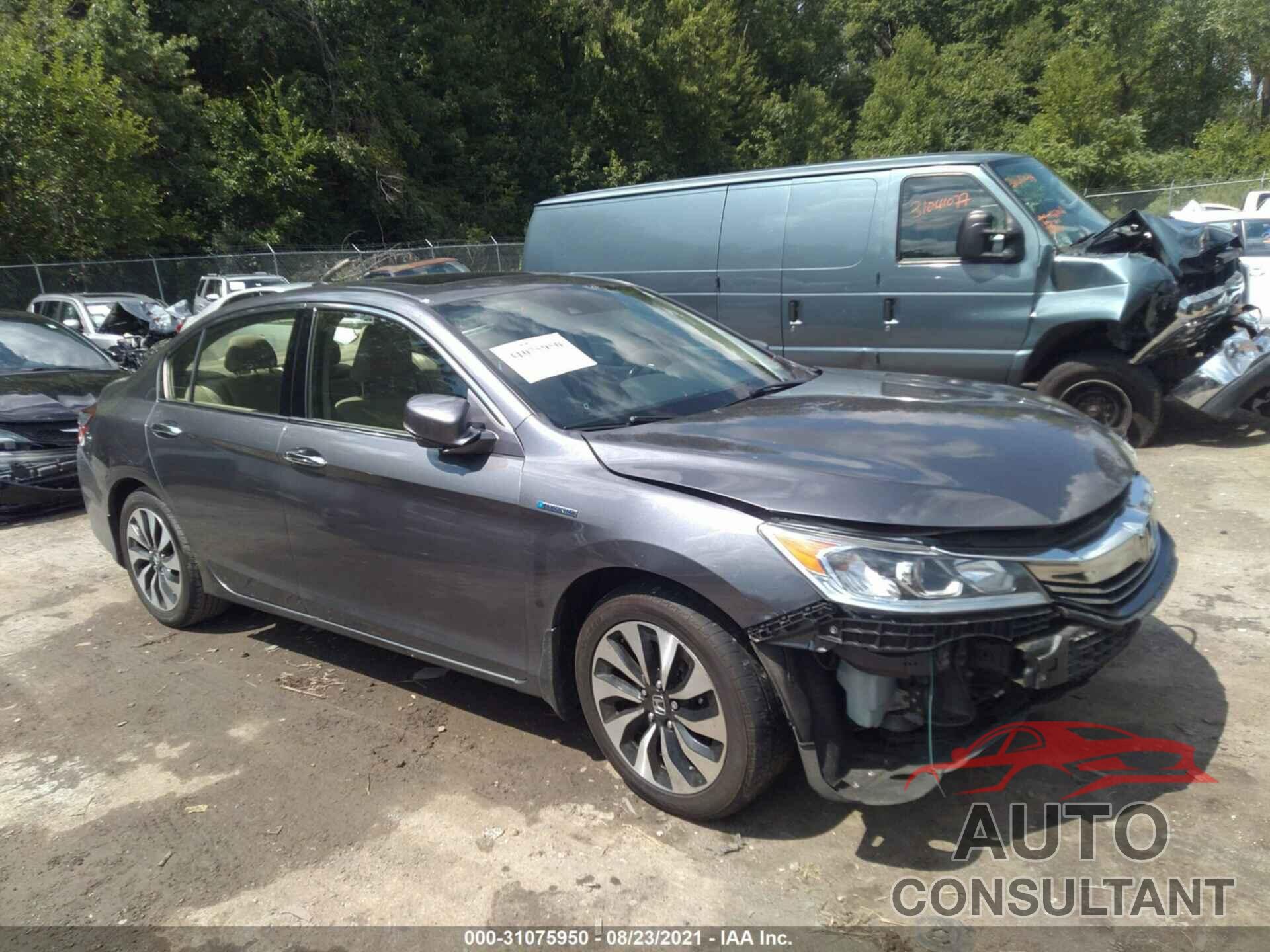 HONDA ACCORD HYBRID 2017 - JHMCR6F52HC027153