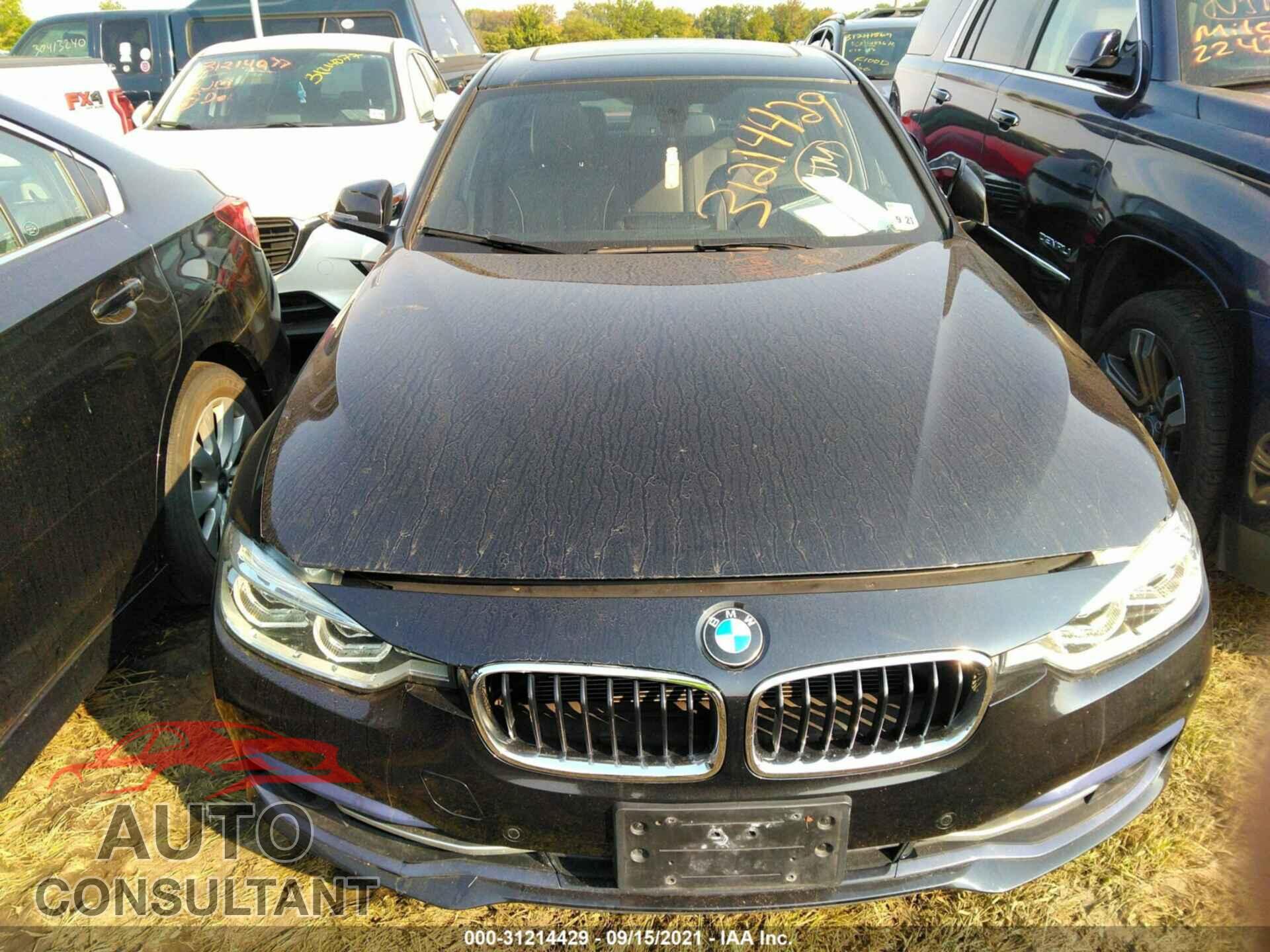 BMW 3 SERIES 2016 - WBA8E3G59GNU05842