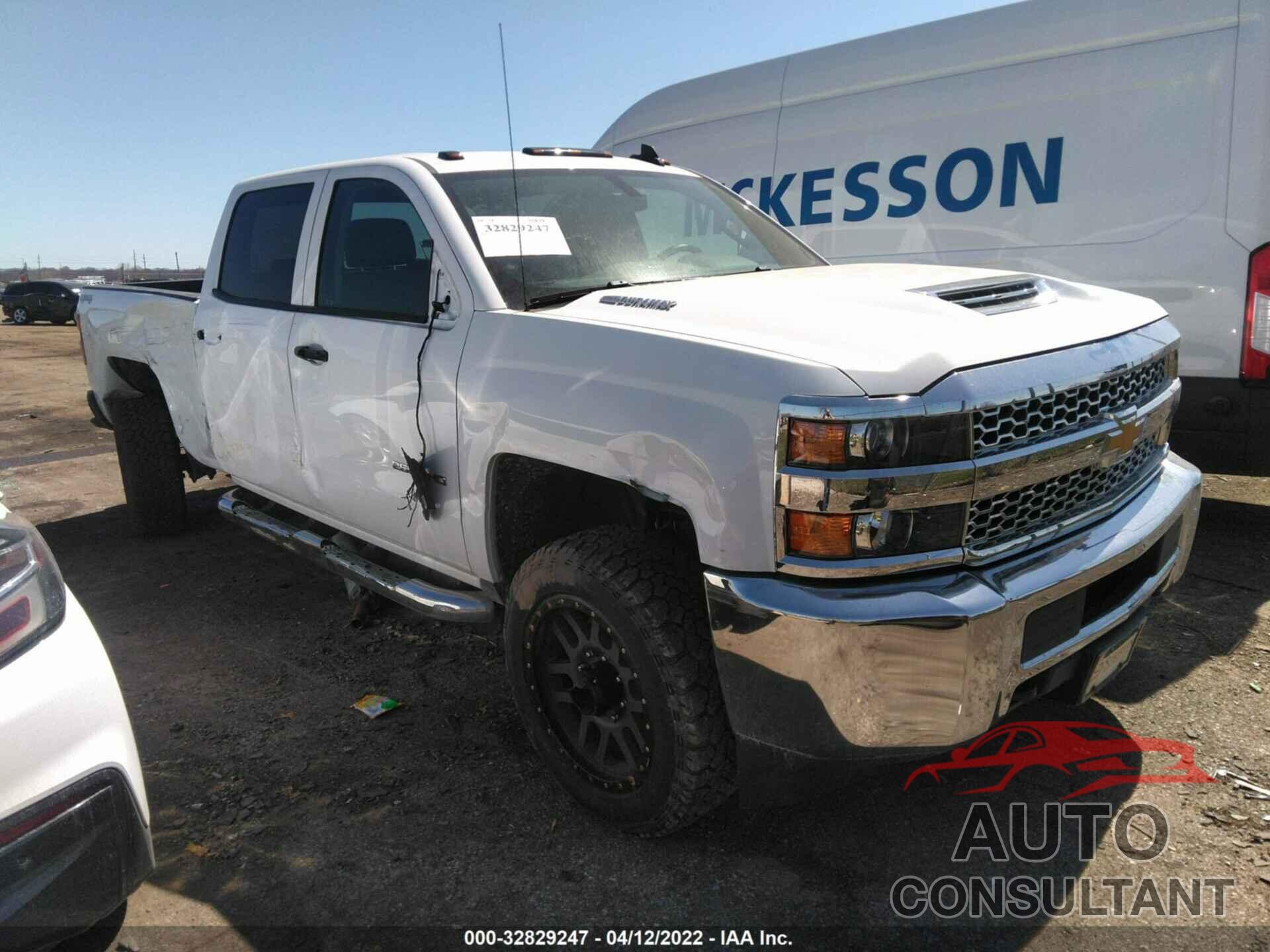 CHEVROLET SILVERADO 2500HD 2019 - 1GC1KREY6KF141012