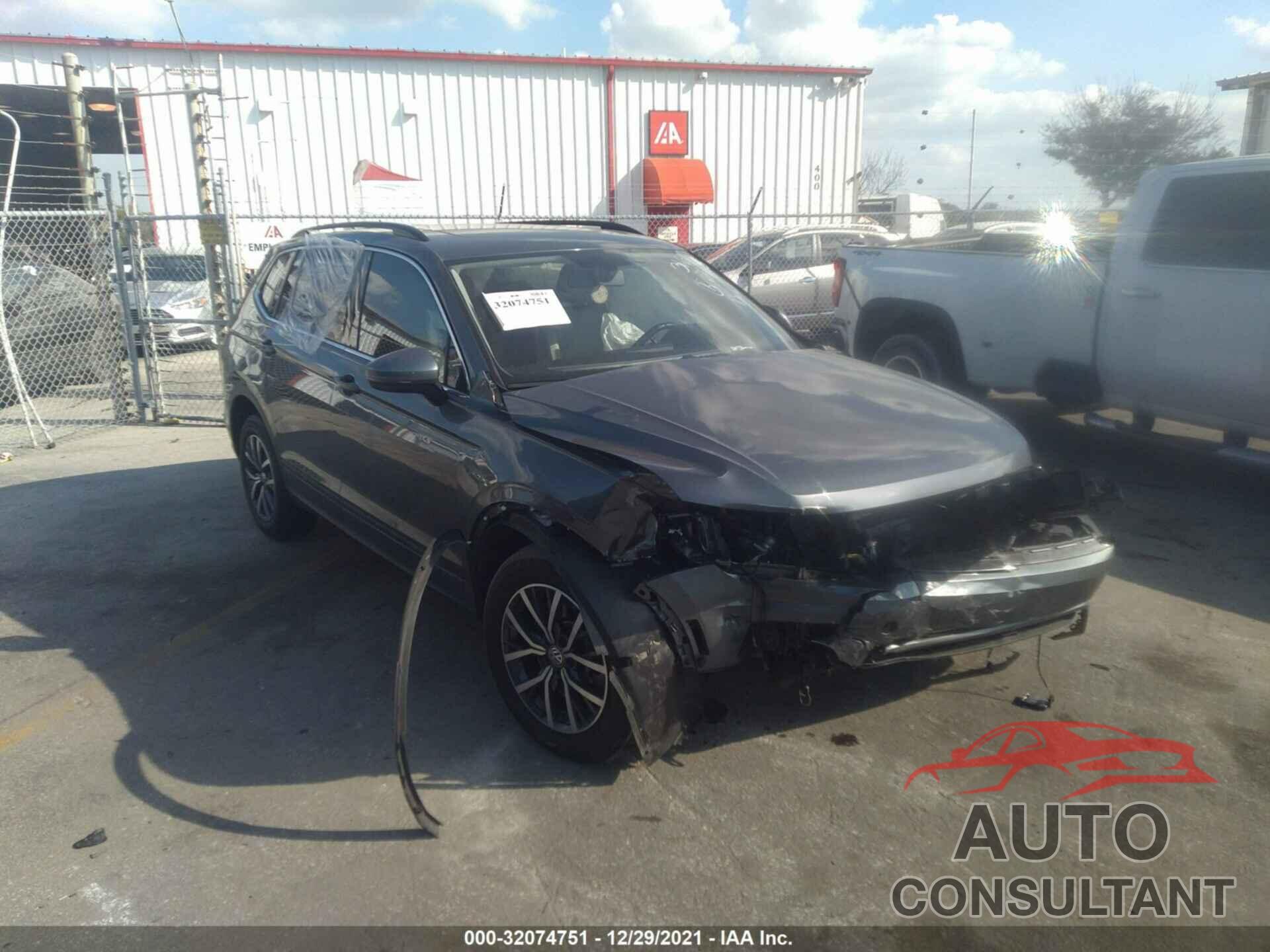 VOLKSWAGEN TIGUAN 2019 - 3VV3B7AX5KM133169