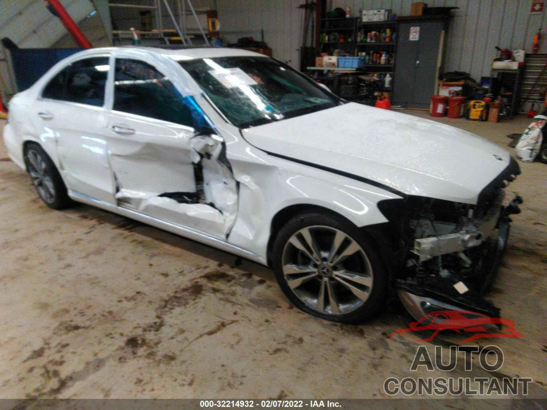 MERCEDES-BENZ C-CLASS 2018 - 55SWF4JB4JU244221