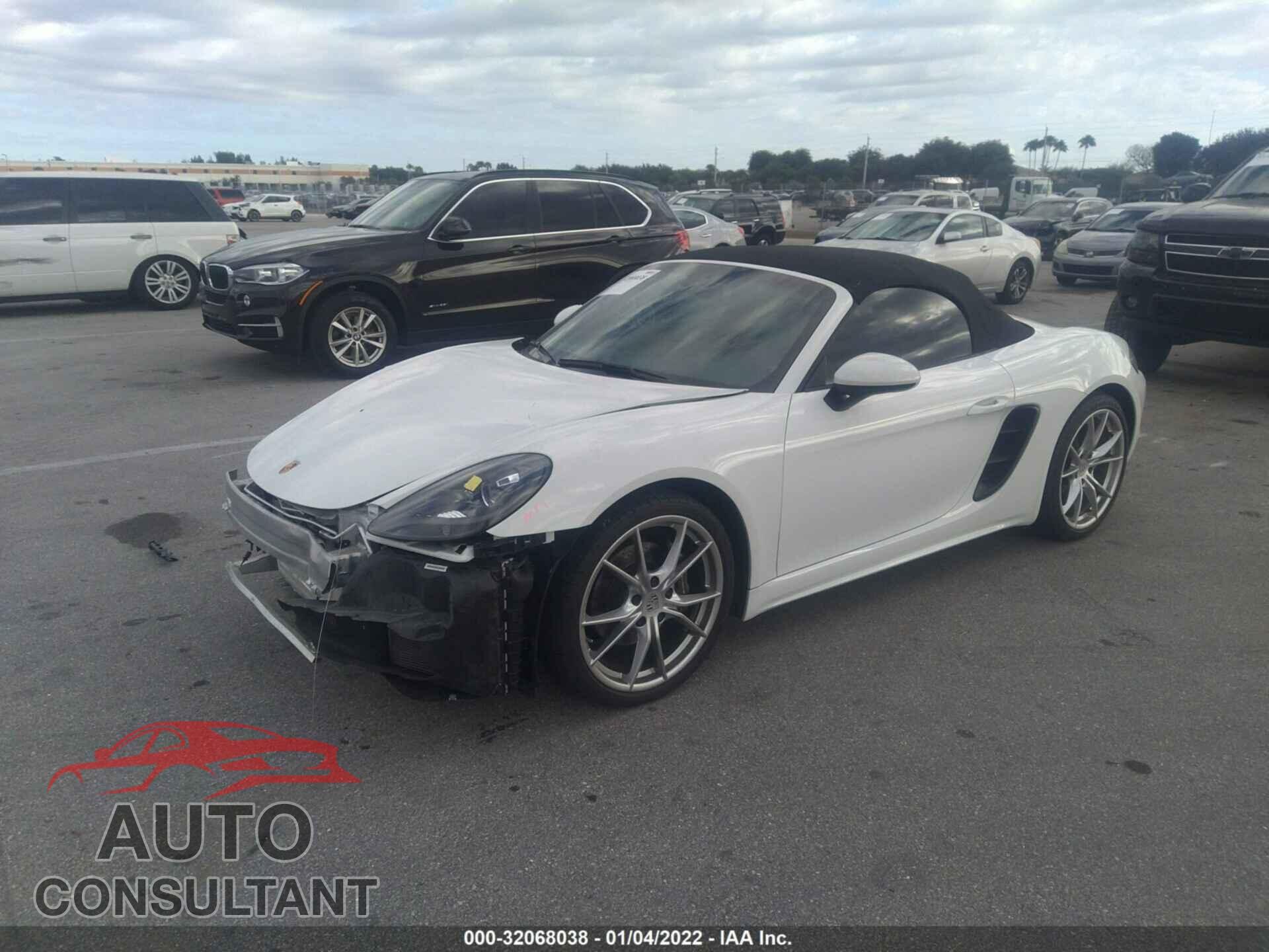 PORSCHE 718 BOXSTER 2018 - WP0CA2A83JS210706
