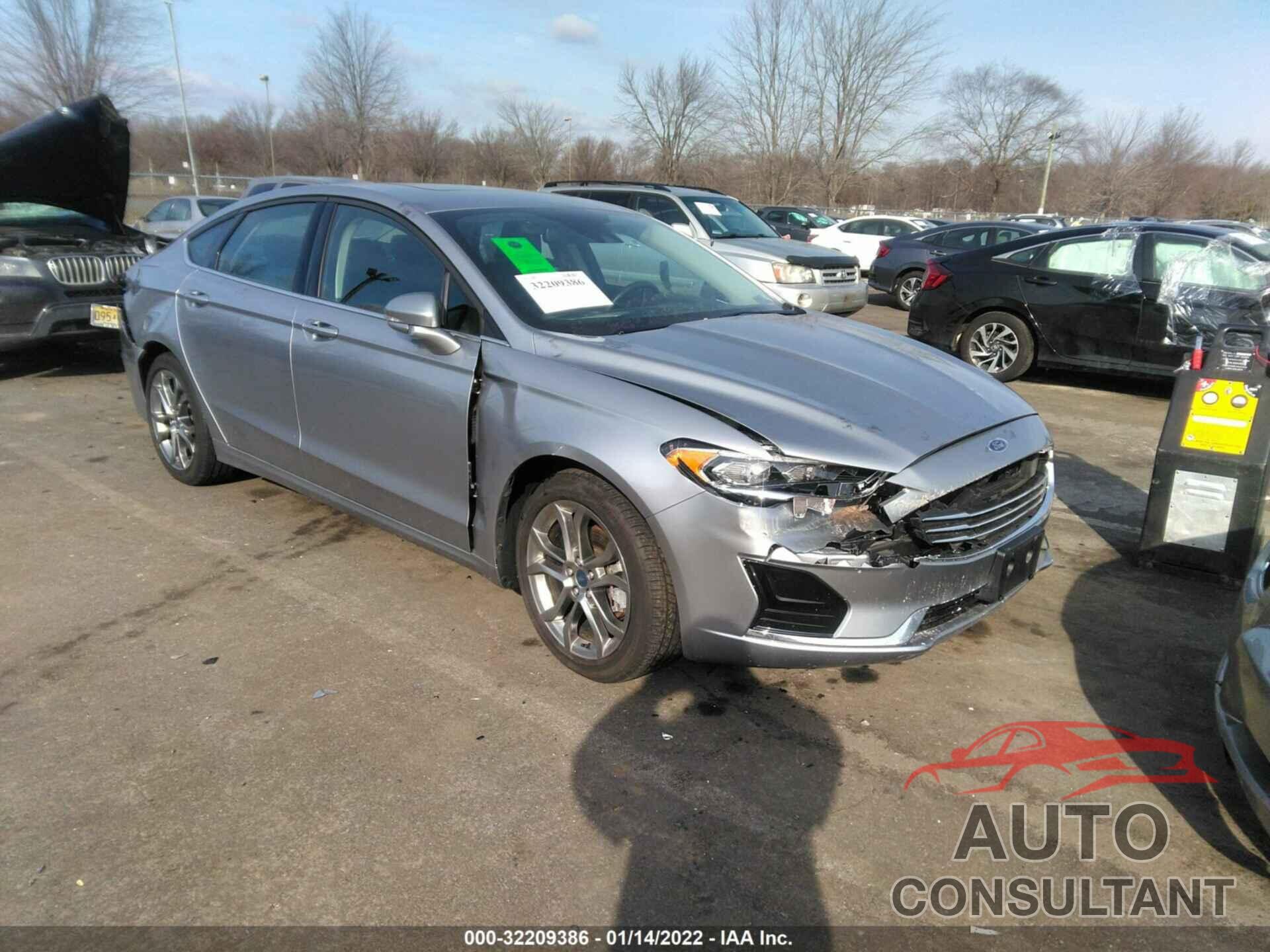 FORD FUSION 2020 - 3FA6P0CD0LR158594