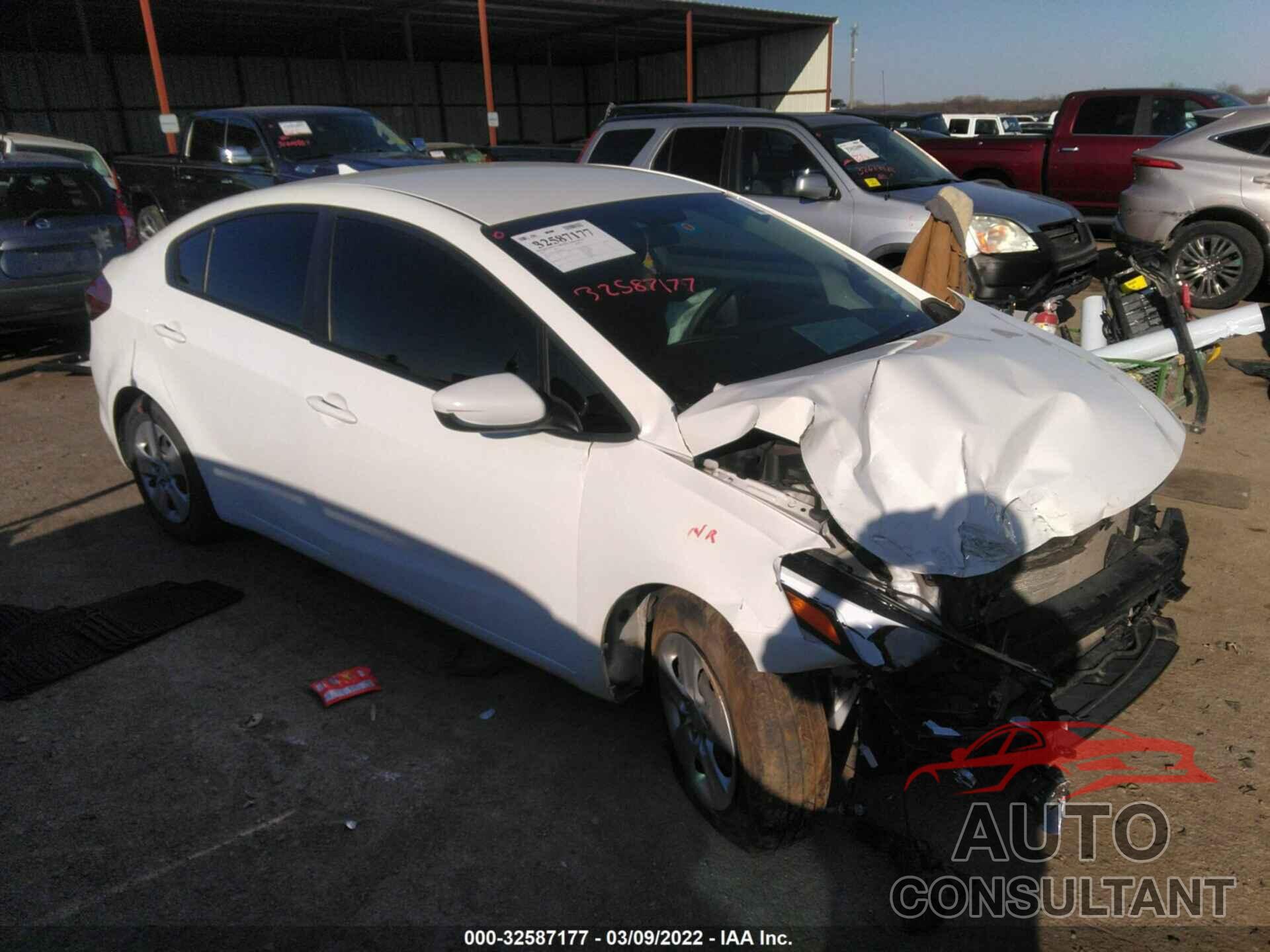 KIA FORTE 2017 - 3KPFK4A76HE050833