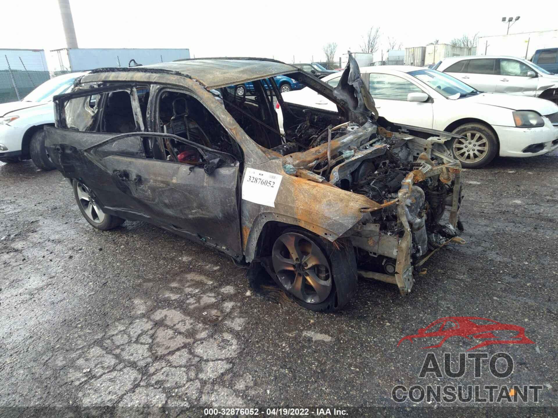 JEEP COMPASS 2018 - 3C4NJDBB9JT261317