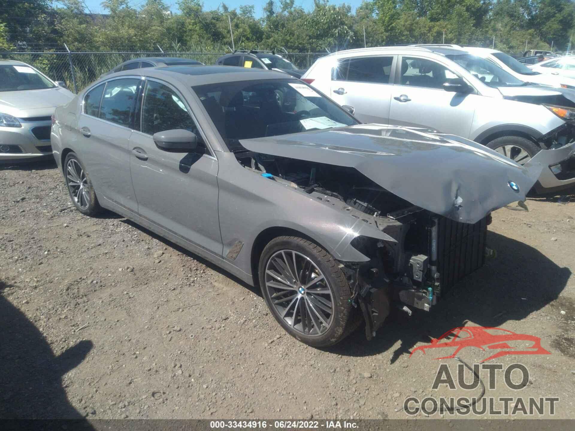 BMW 5 SERIES 2022 - WBA13BJ02NWX53956