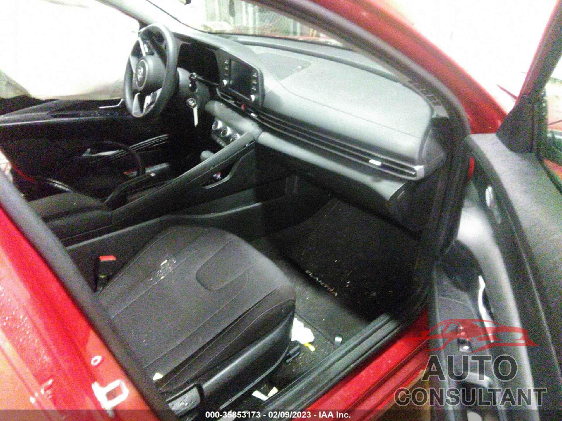 HYUNDAI ELANTRA 2021 - KMHLL4AG8MU150116
