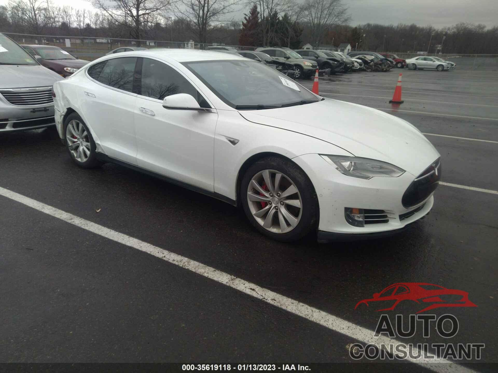 TESLA MODEL S 2015 - 5YJSA1H42FF100274