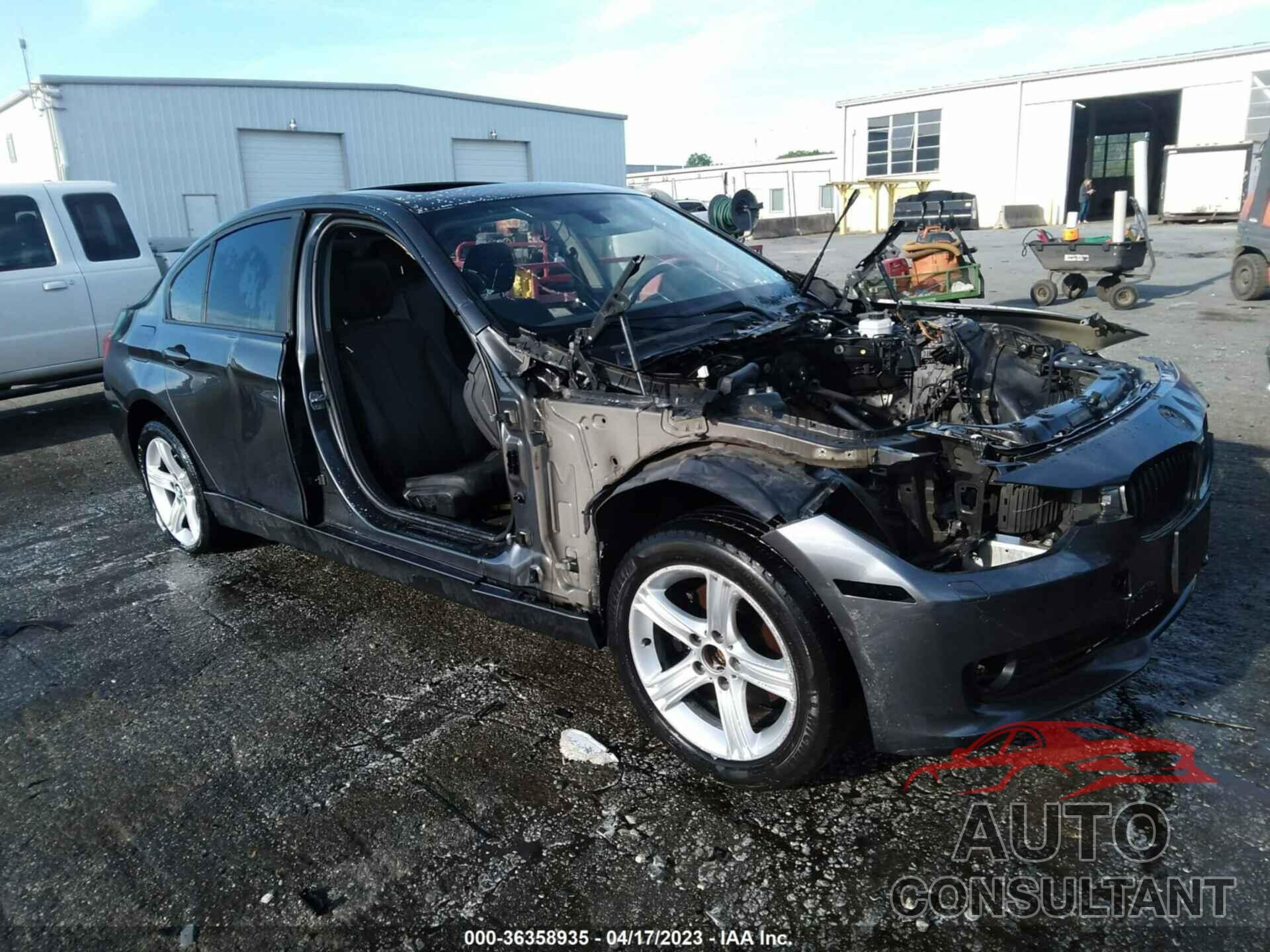 BMW 3 SERIES 2015 - WBA3B5C54FF961747