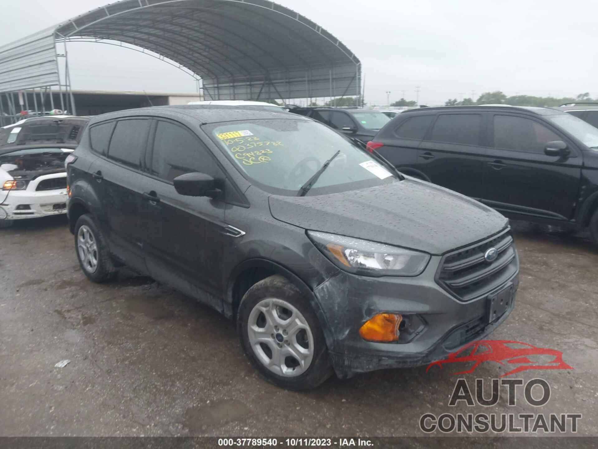 FORD ESCAPE 2018 - 1FMCU0F74JUC94823