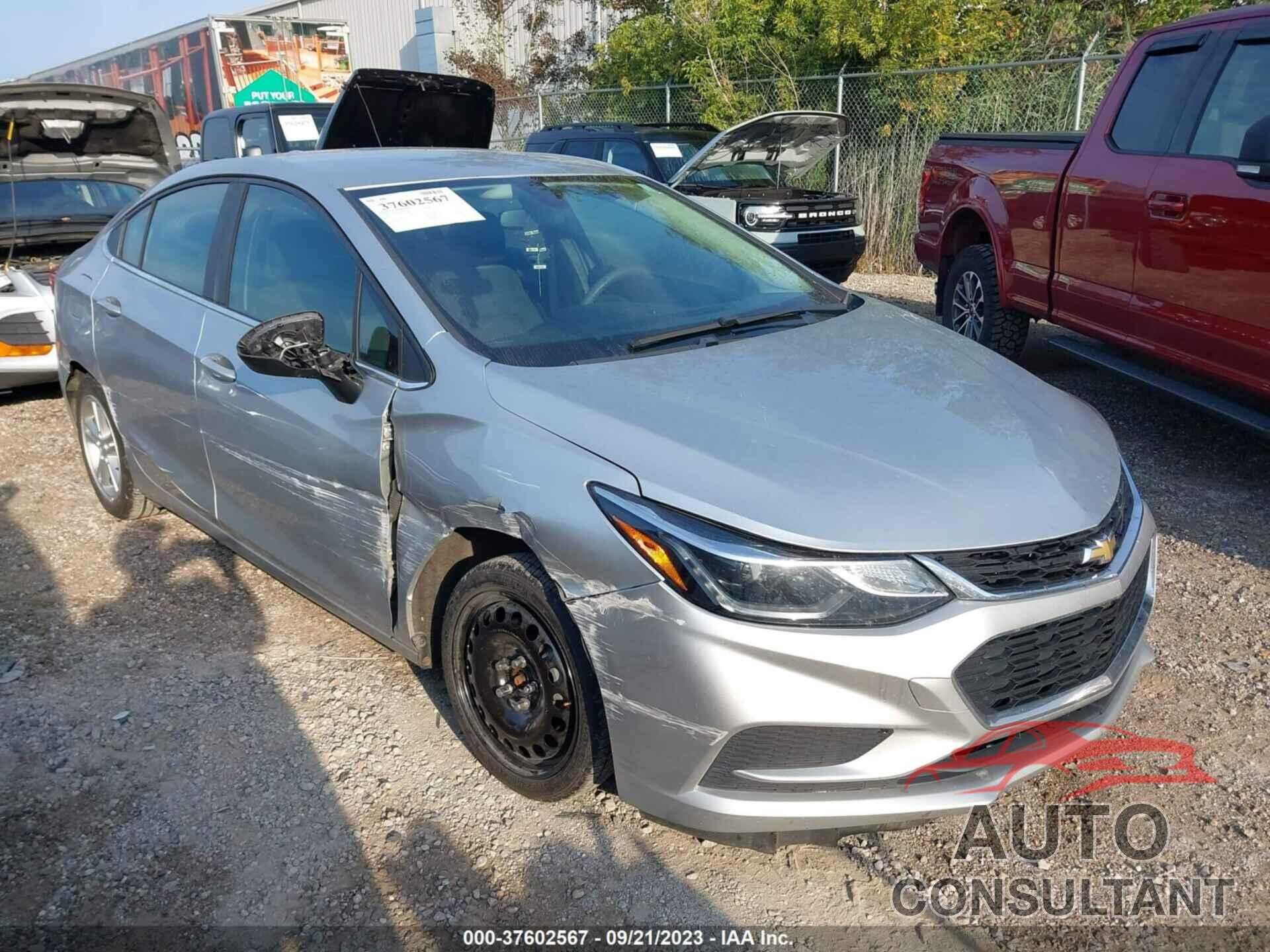 CHEVROLET CRUZE 2017 - 1G1BE5SMXH7256648