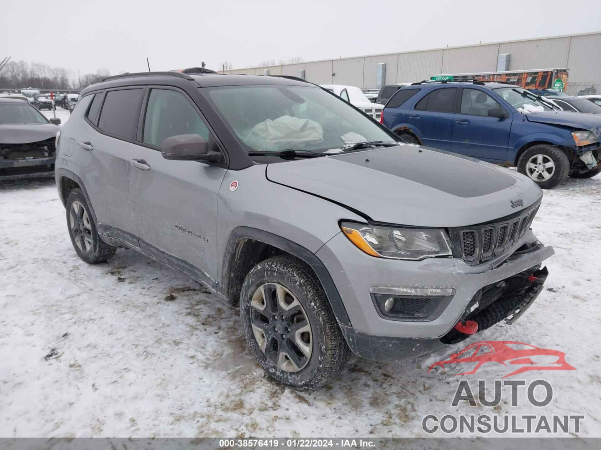 JEEP COMPASS 2018 - 3C4NJDDB5JT163527