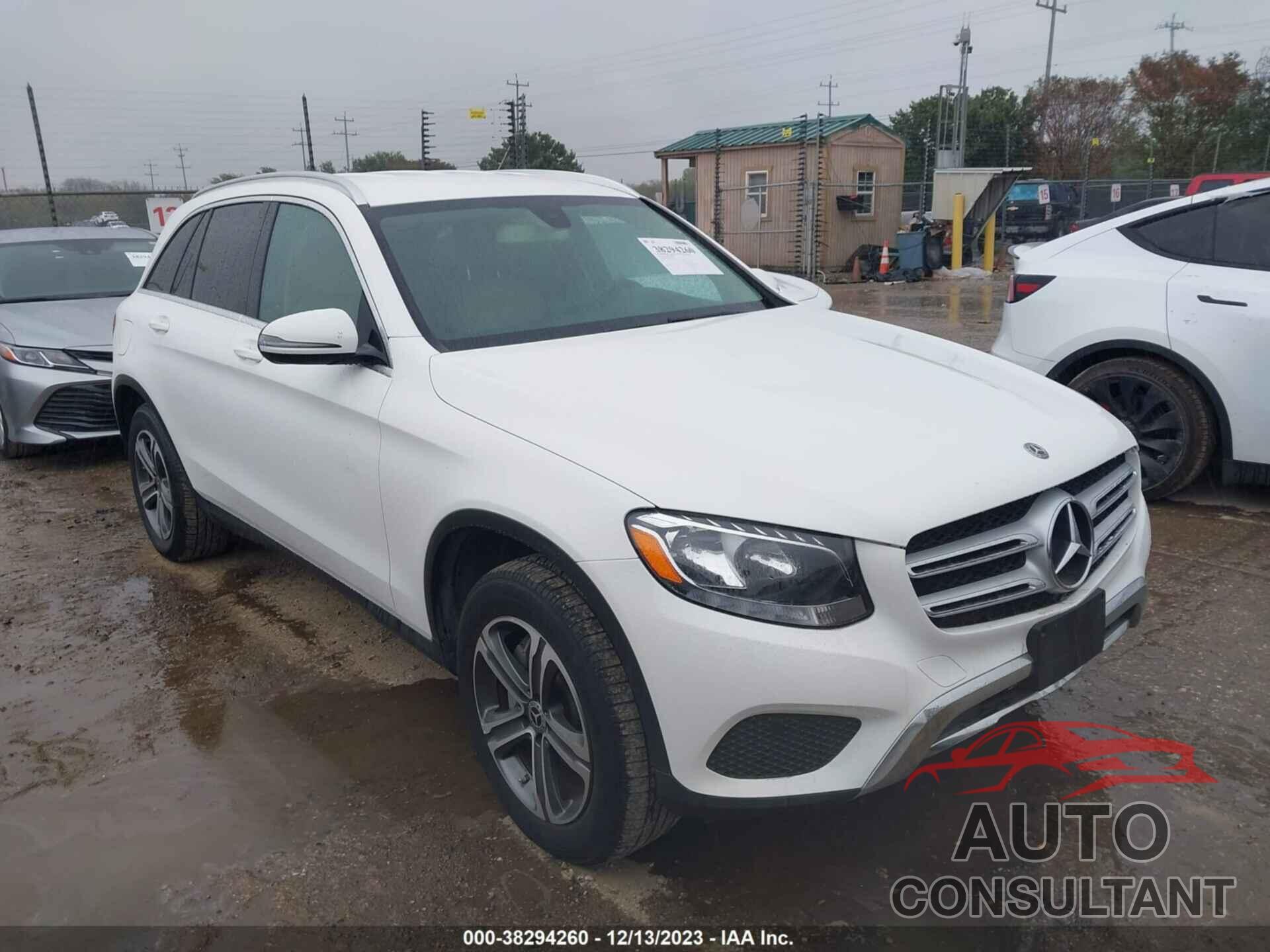 MERCEDES-BENZ GLC 300 2019 - WDC0G4JB0KV159815
