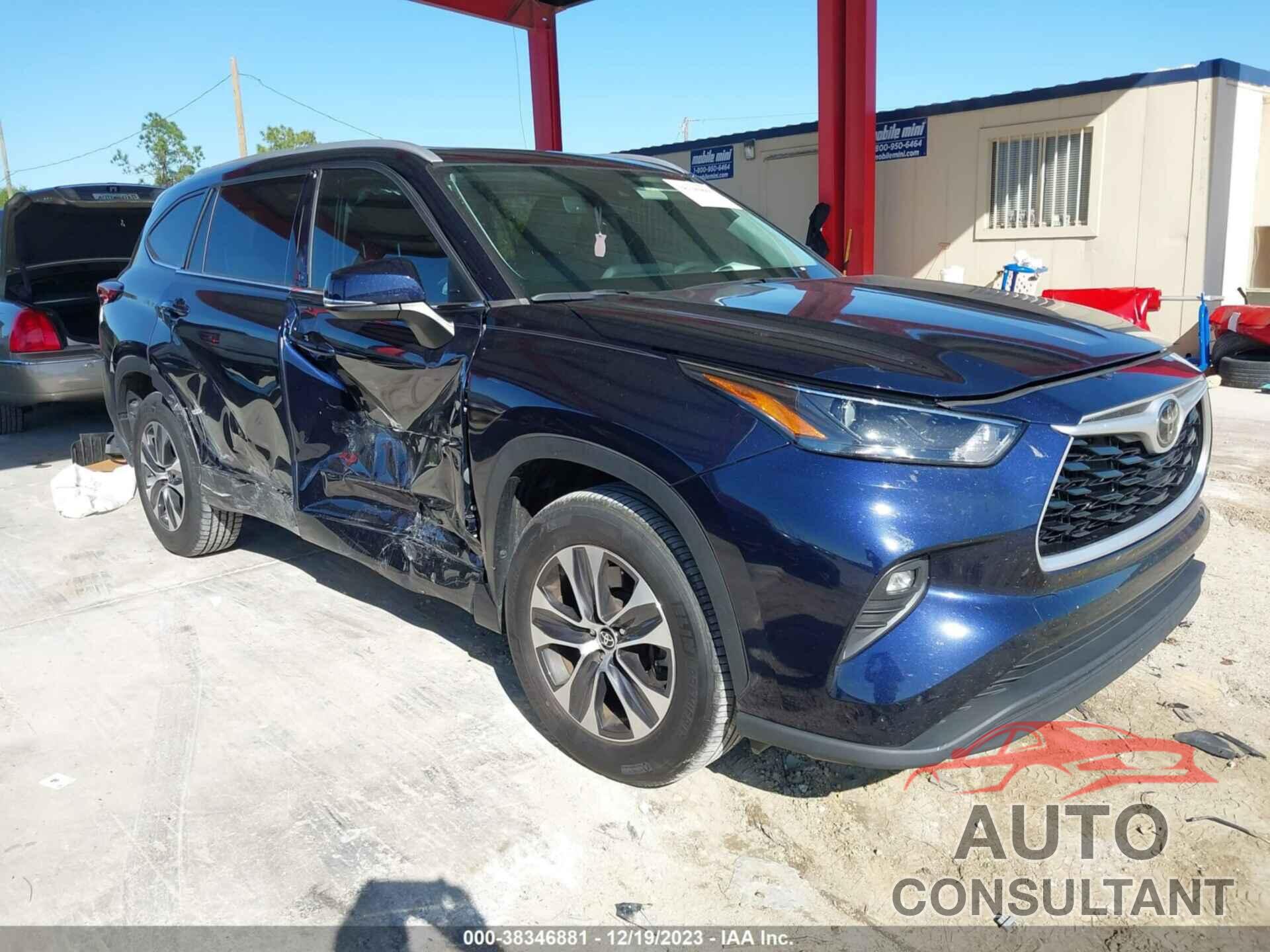 TOYOTA HIGHLANDER 2022 - 5TDGZRAHXNS549092