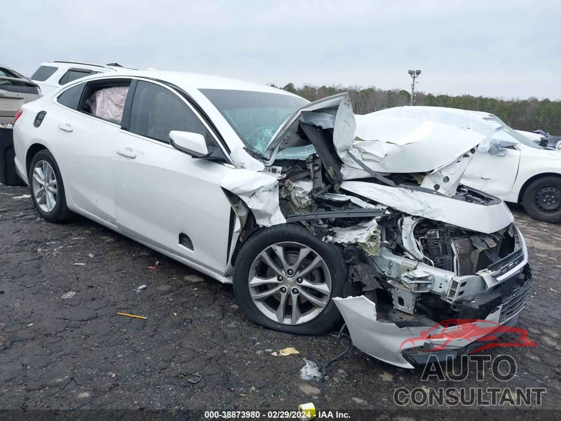CHEVROLET MALIBU 2018 - 1G1ZD5ST1JF164087