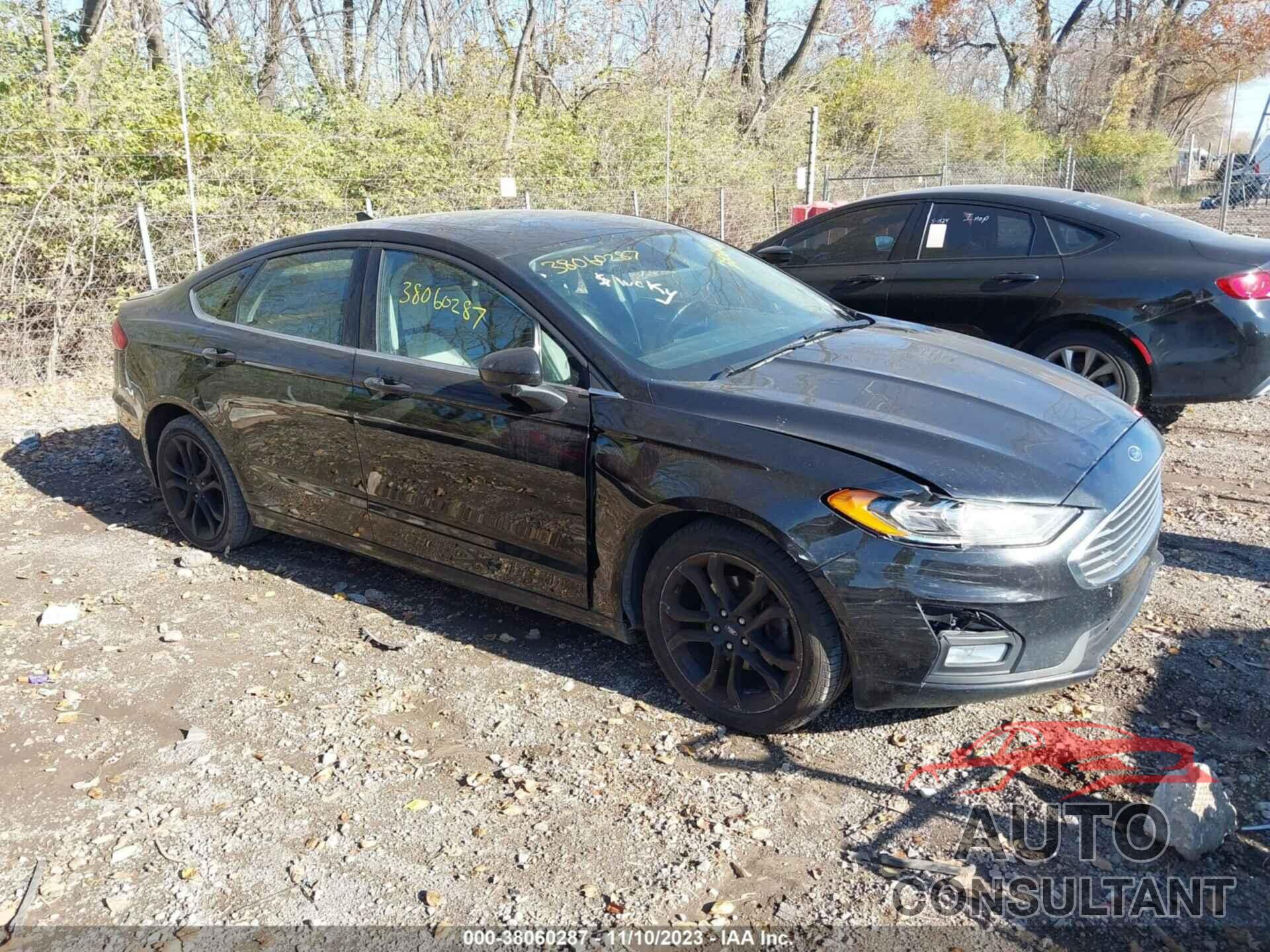 FORD FUSION 2019 - 3FA6P0HD5KR131317
