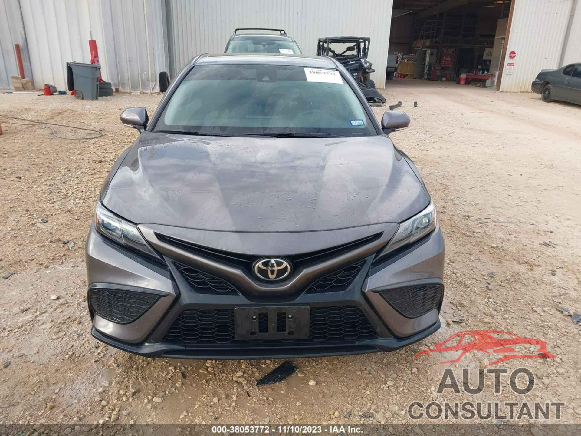 TOYOTA CAMRY 2021 - 4T1T11AK4MU491747