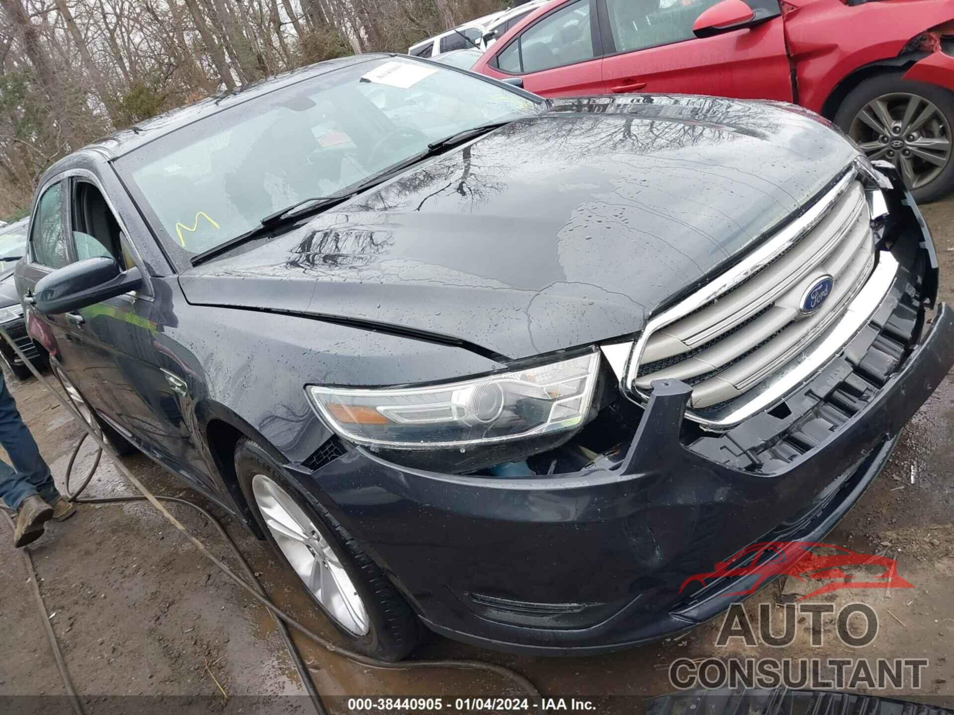 FORD TAURUS 2017 - 1FAHP2E8XHG137030