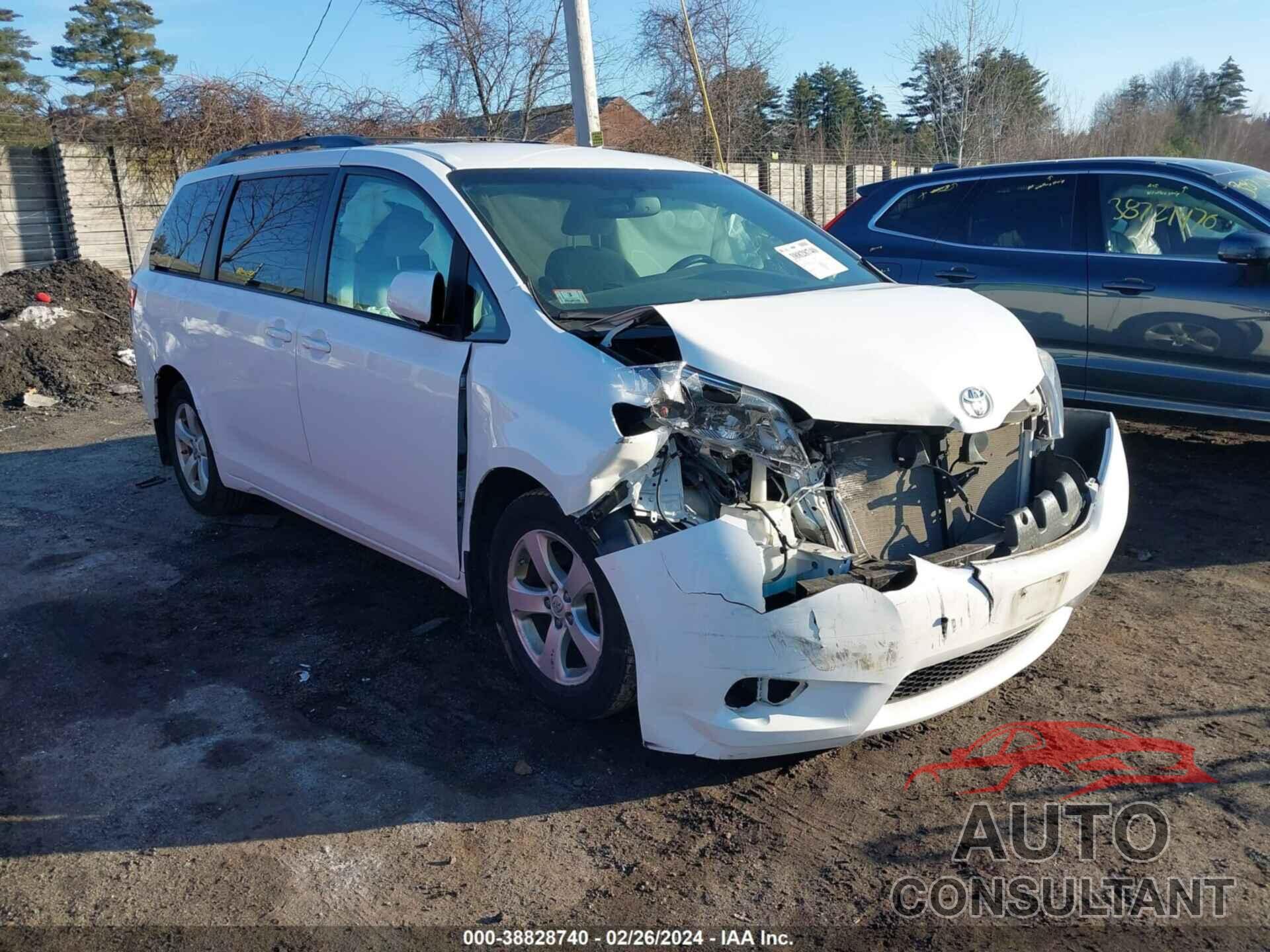 TOYOTA SIENNA 2017 - 5TDKZ3DC5HS895546