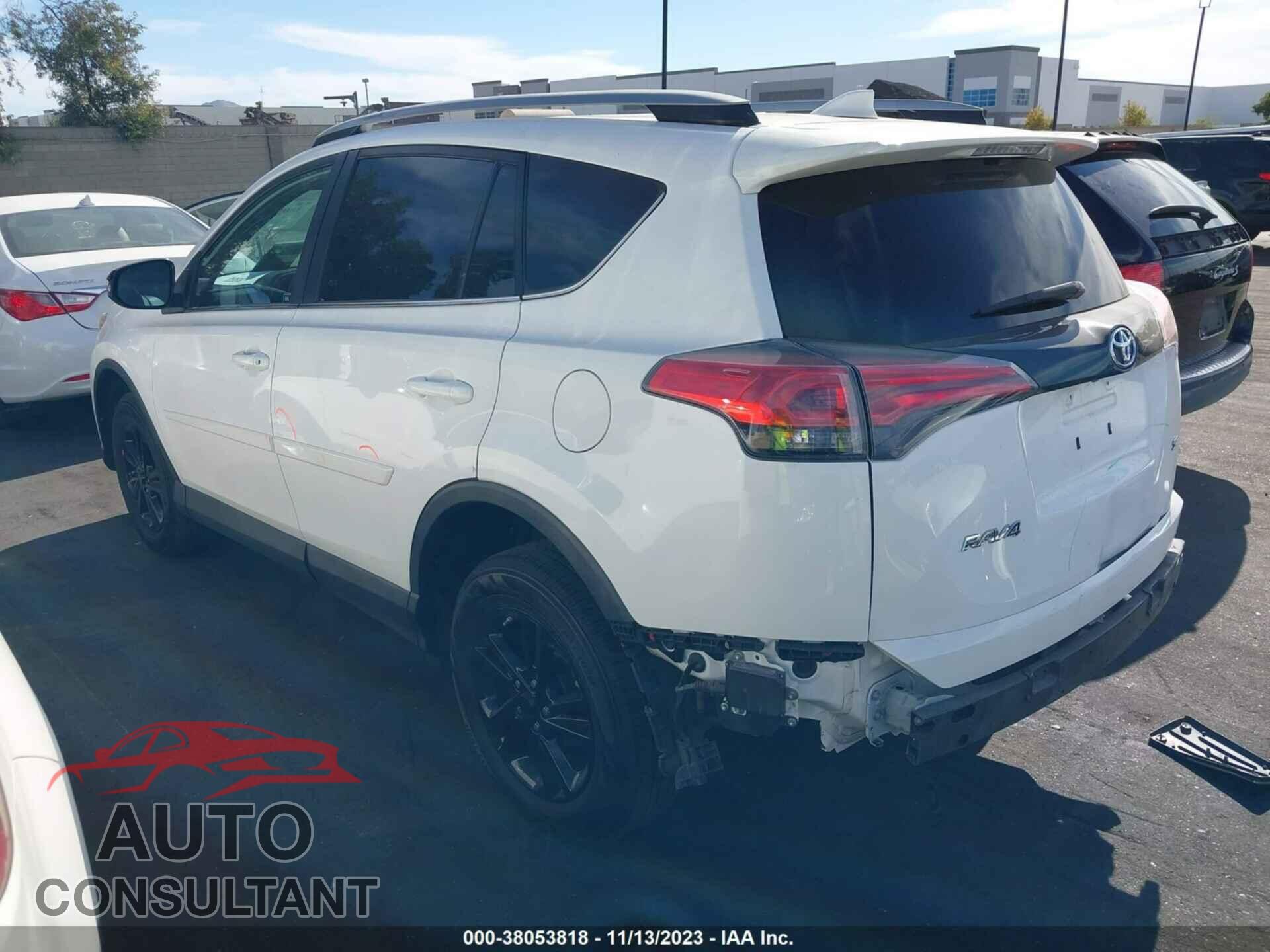 TOYOTA RAV4 2018 - 2T3NFREV1JW450220