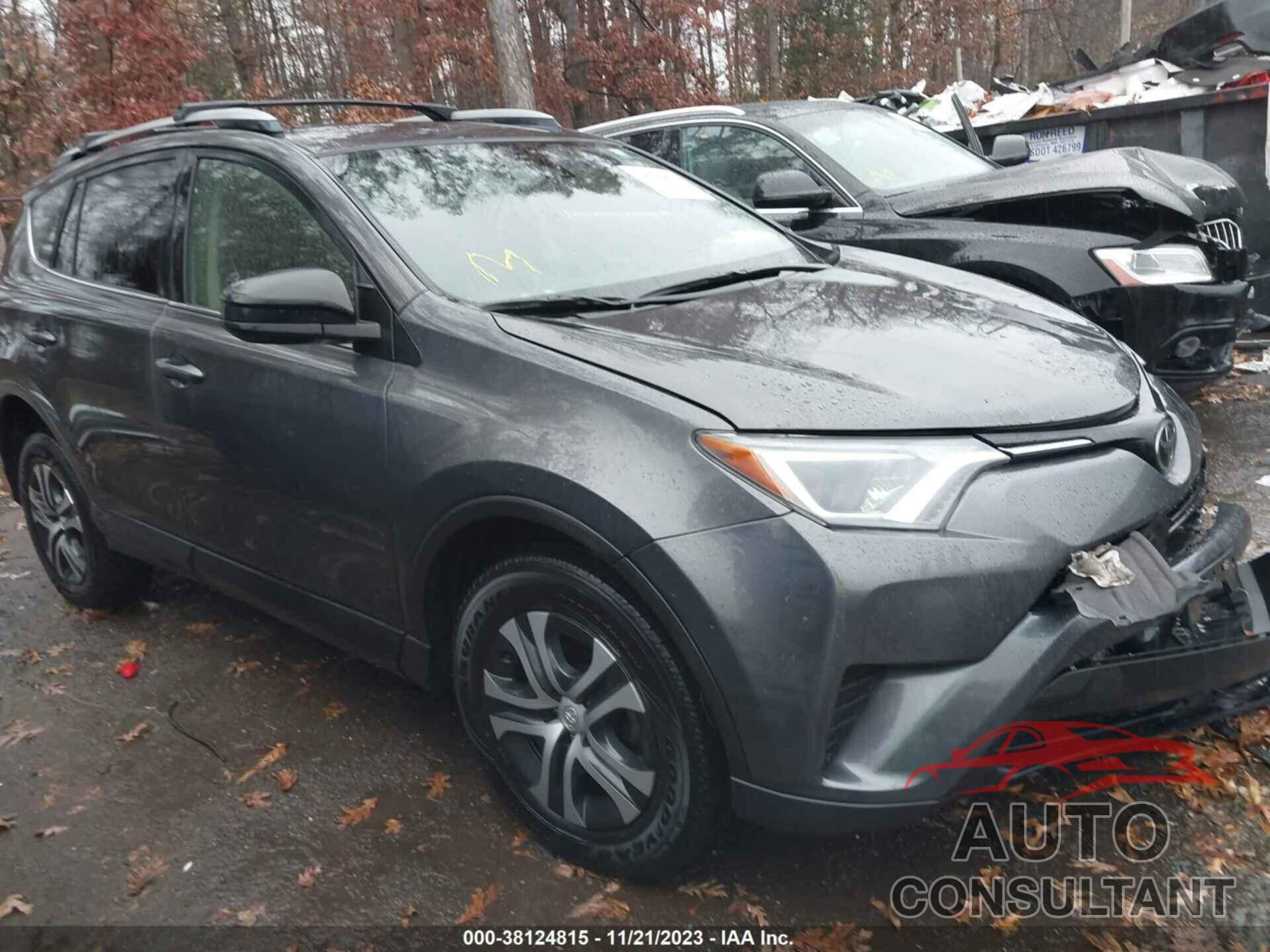 TOYOTA RAV4 2017 - JTMBFREV4HJ122009