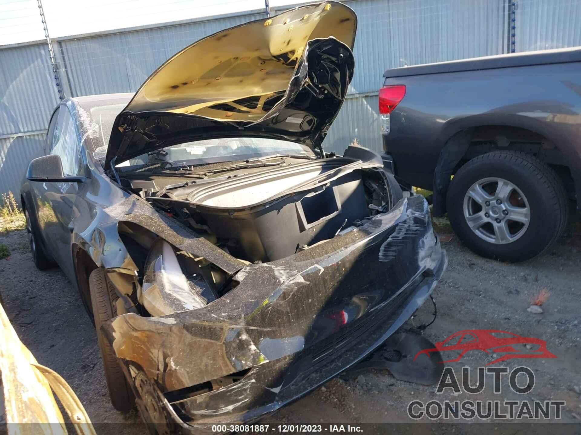 TESLA MODEL Y 2023 - 7SAYGDEE5PF806344