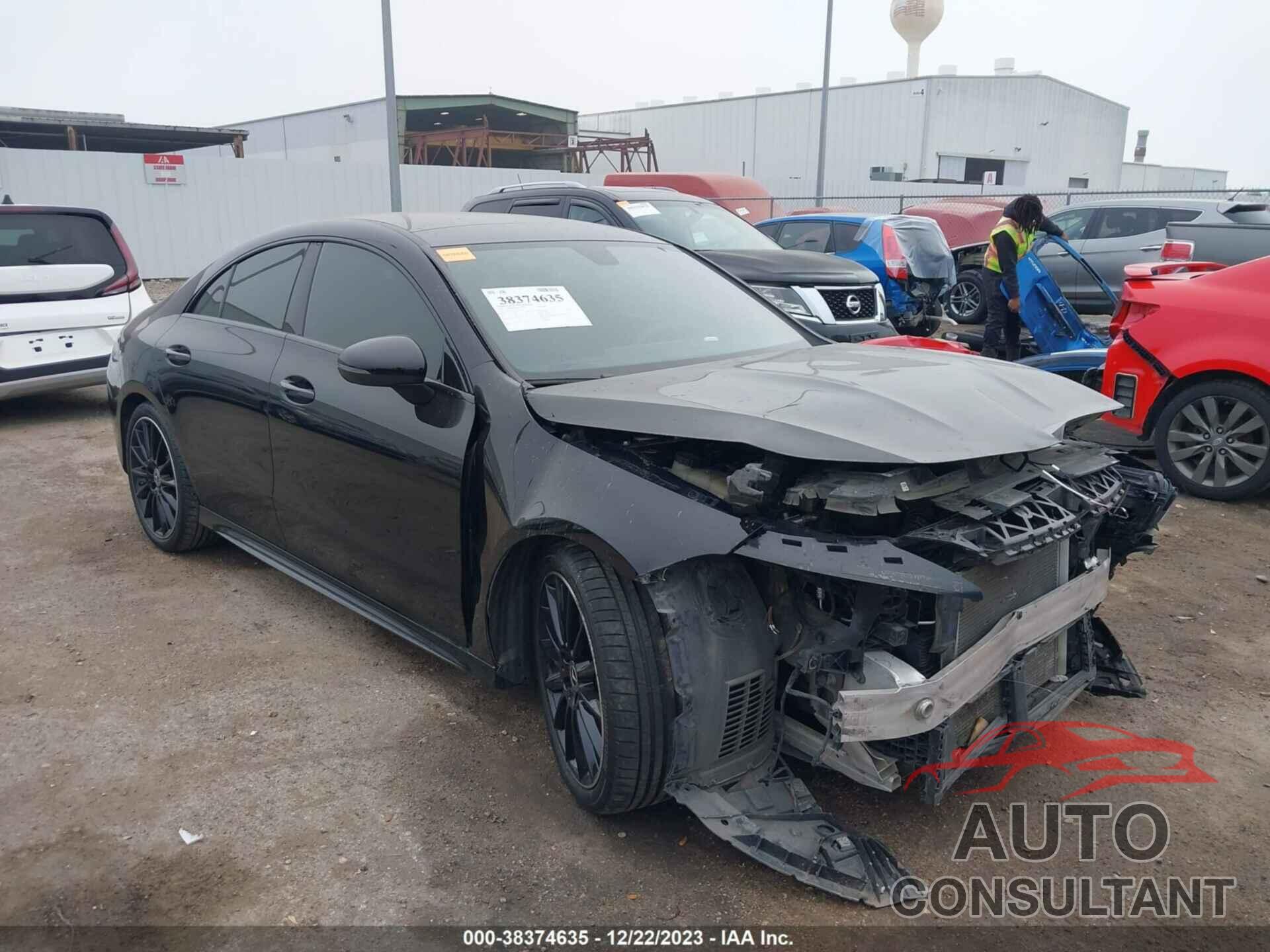 MERCEDES-BENZ CLA 250 2020 - W1K5J4GB2LN101362