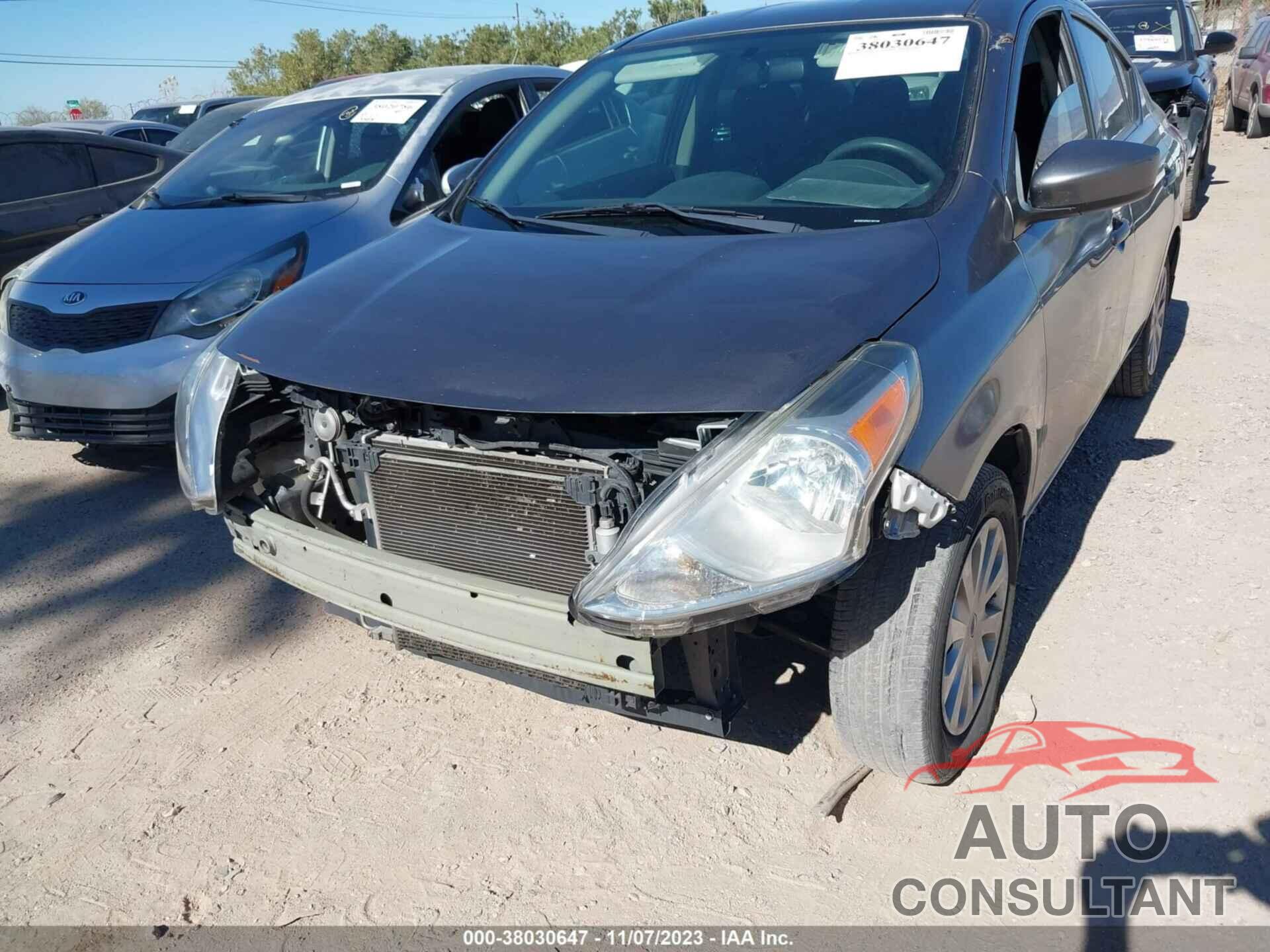 NISSAN VERSA SEDAN 2017 - 3N1CN7AP4HL902199