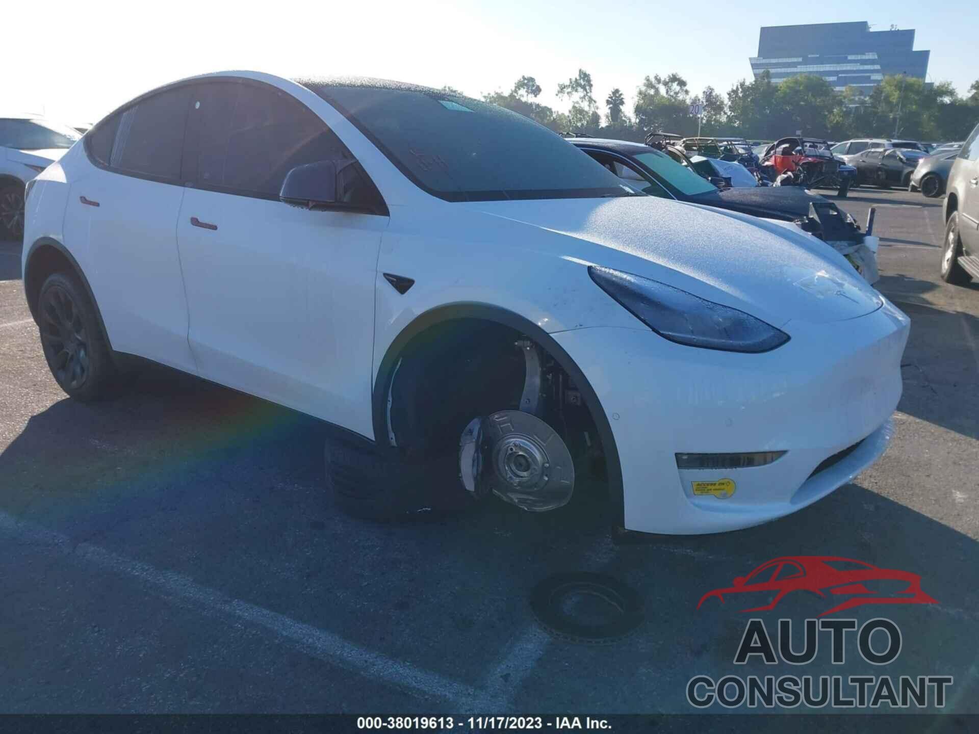 TESLA MODEL Y 2021 - 5YJYGDEE3MF275265