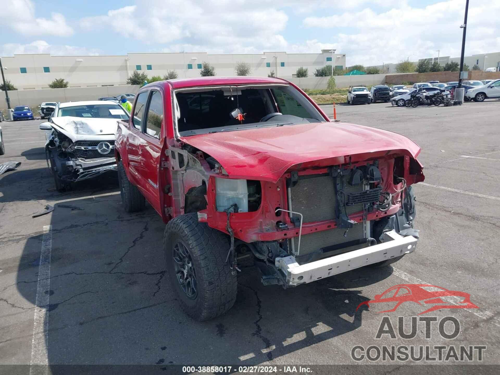 TOYOTA TACOMA 2018 - 3TMAZ5CN1JM071737