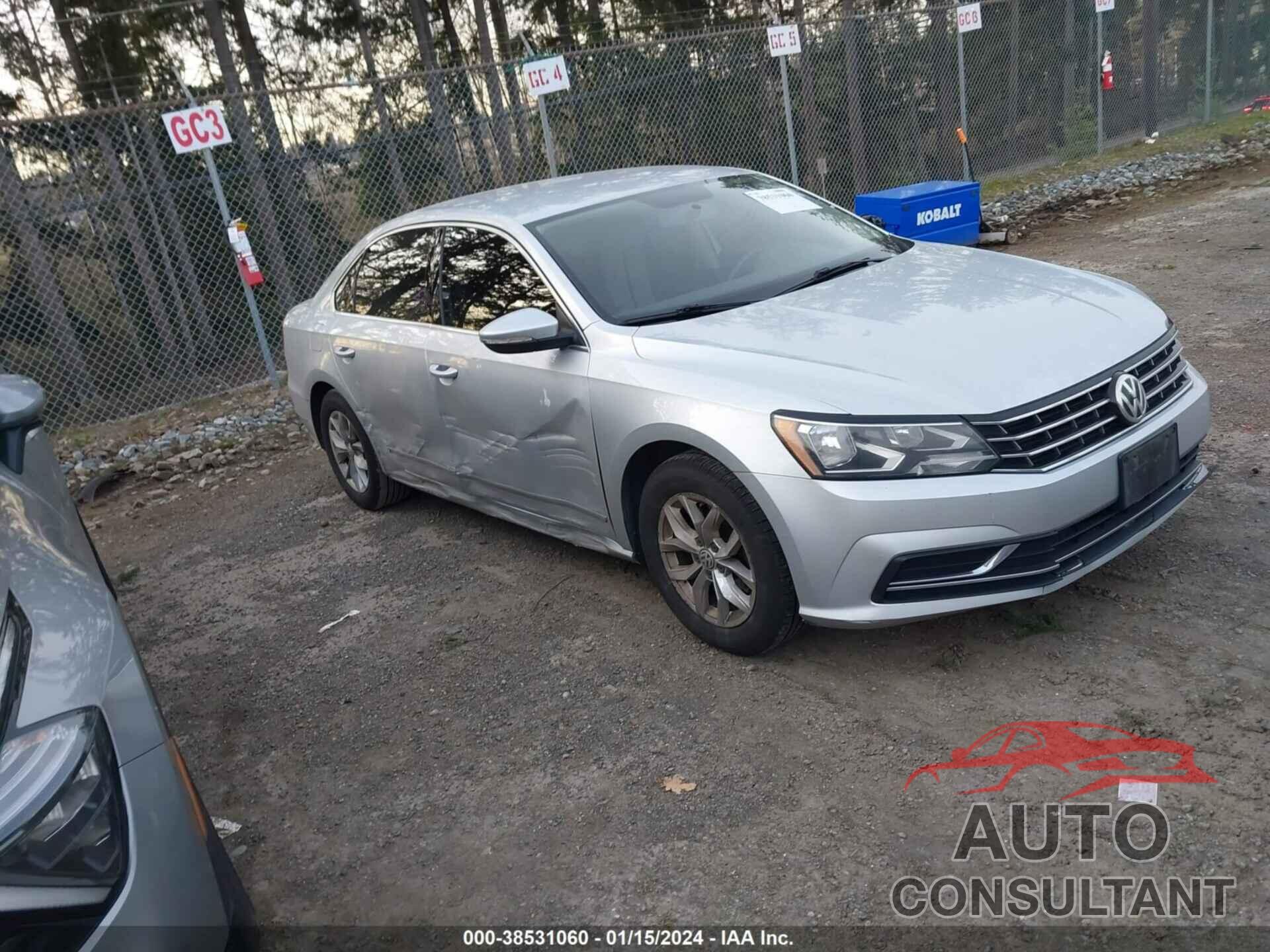 VOLKSWAGEN PASSAT 2017 - 1VWAT7A36HC058036