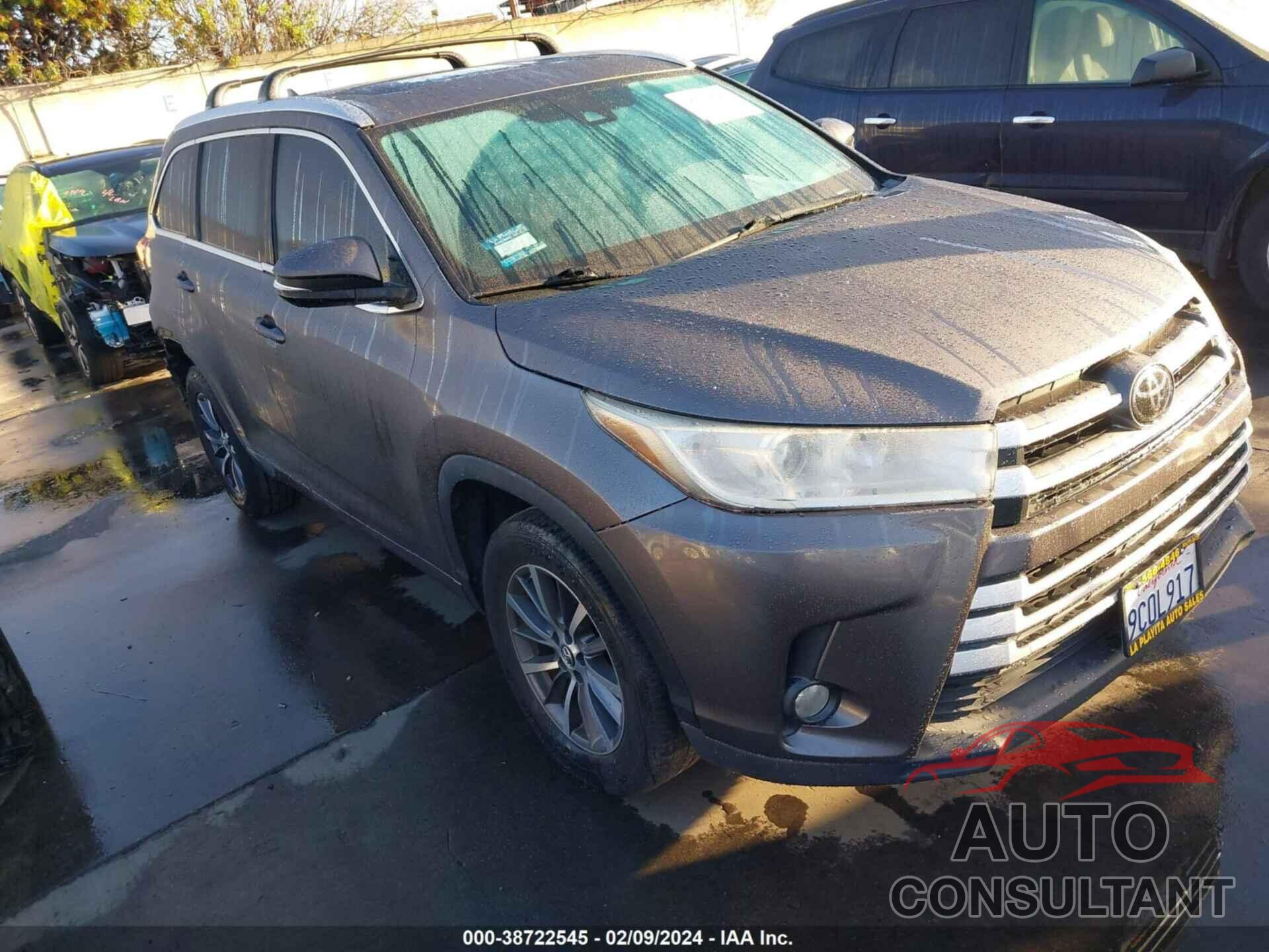 TOYOTA HIGHLANDER 2018 - 5TDKZRFH7JS261043