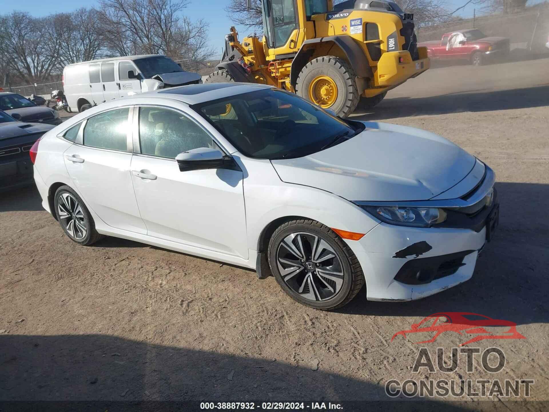 HONDA CIVIC 2018 - JHMFC1F32JX022579