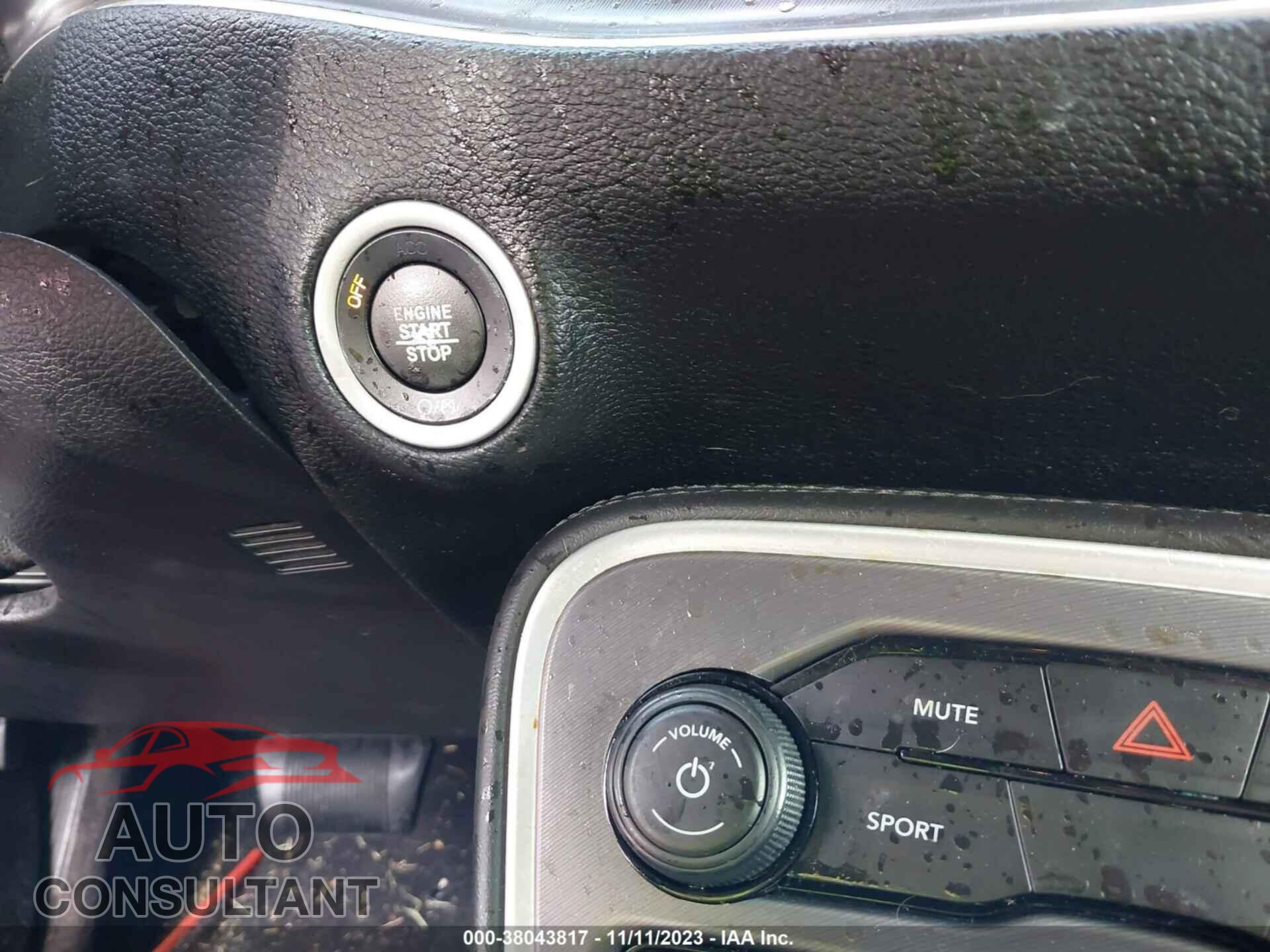 DODGE CHALLENGER 2019 - 2C3CDZAG4KH752000