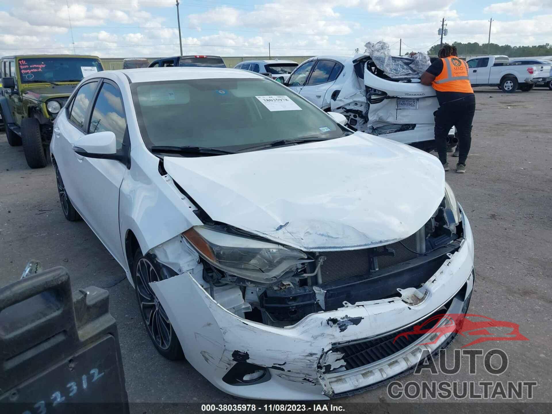 TOYOTA COROLLA 2015 - 5YFBURHE0FP238608