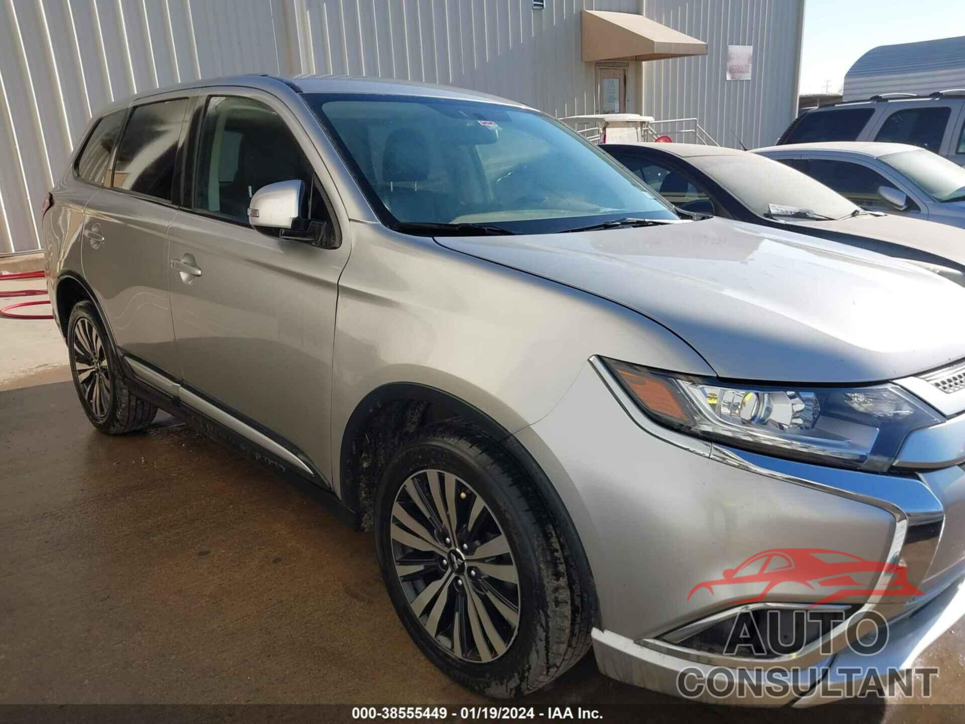 MITSUBISHI OUTLANDER 2019 - JA4AD3A30KZ019191