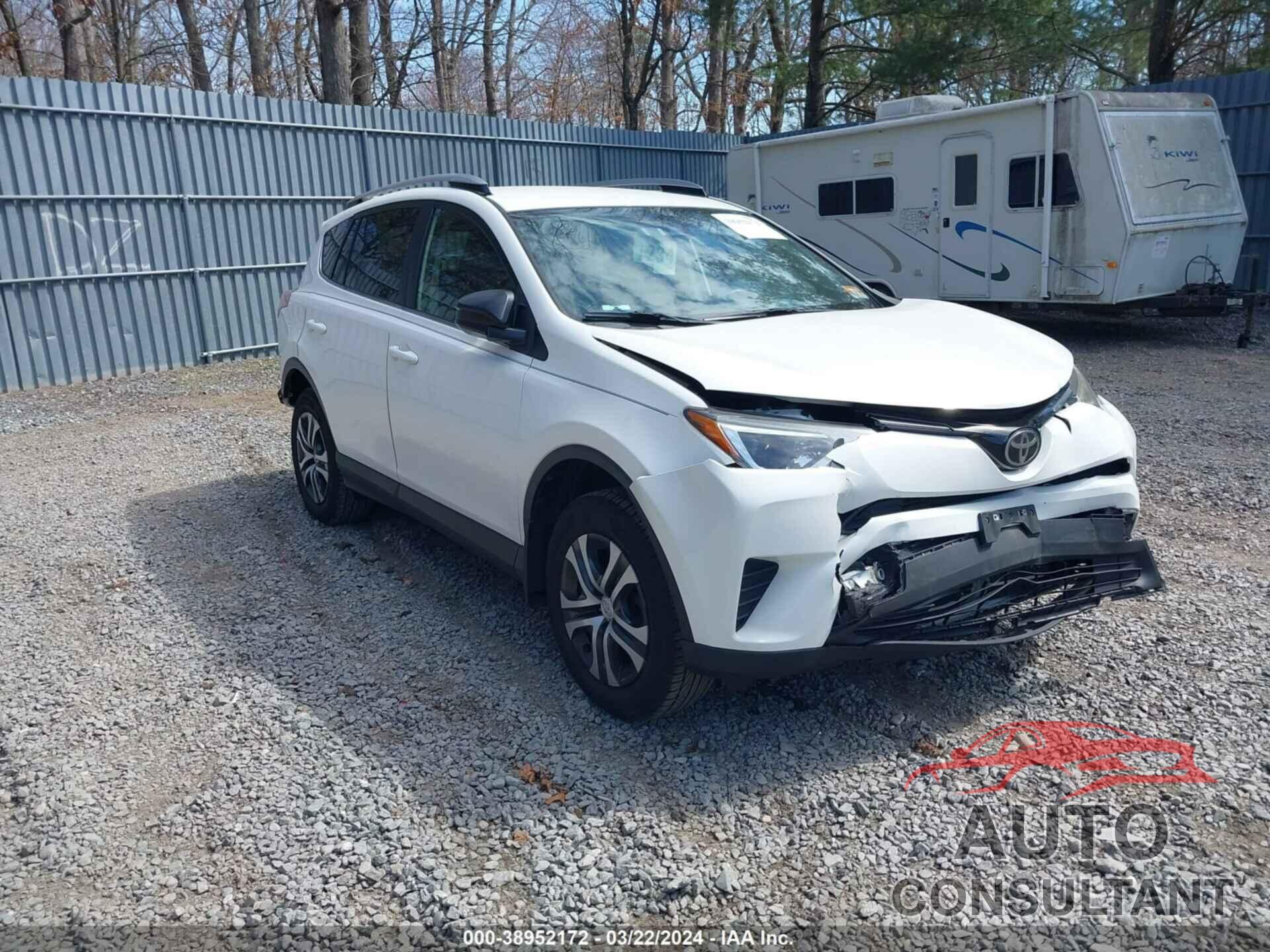 TOYOTA RAV4 2017 - JTMBFREV2HJ708398